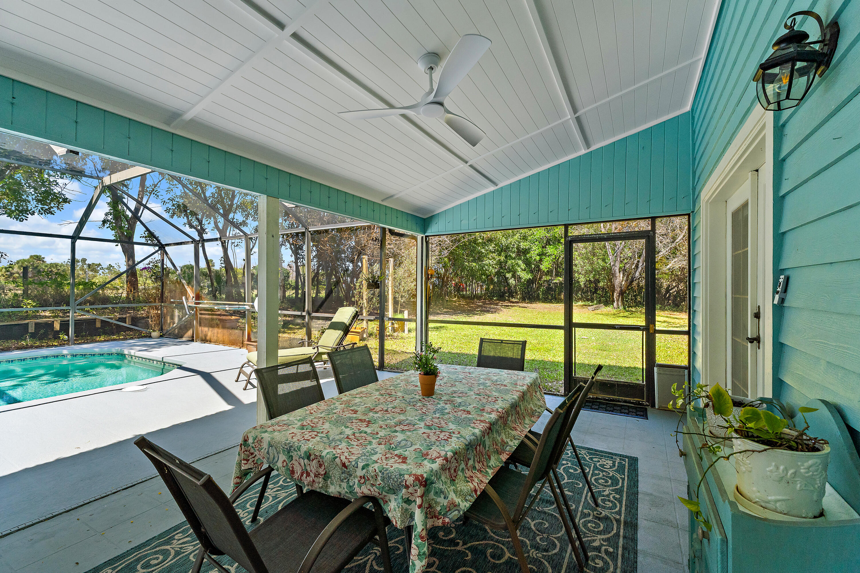 7845 N 167th Ct Court N