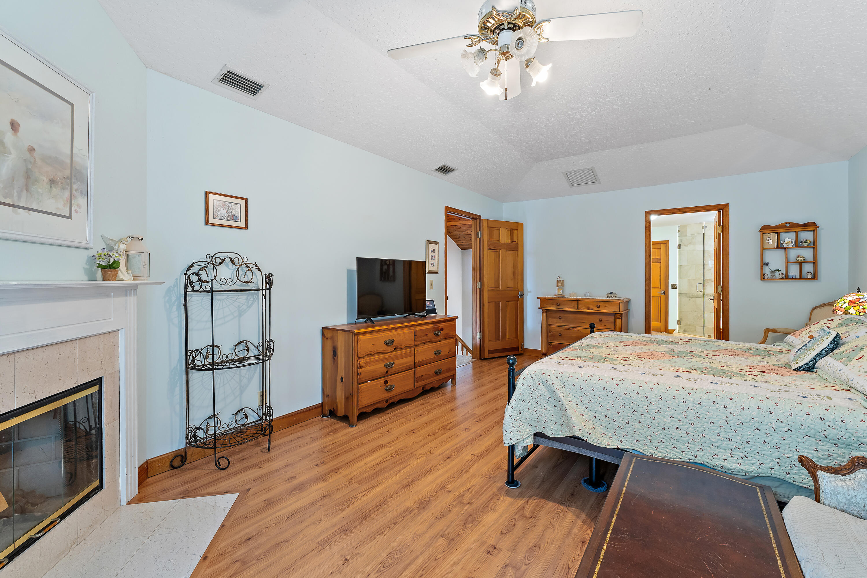 7845 N 167th Ct Court N