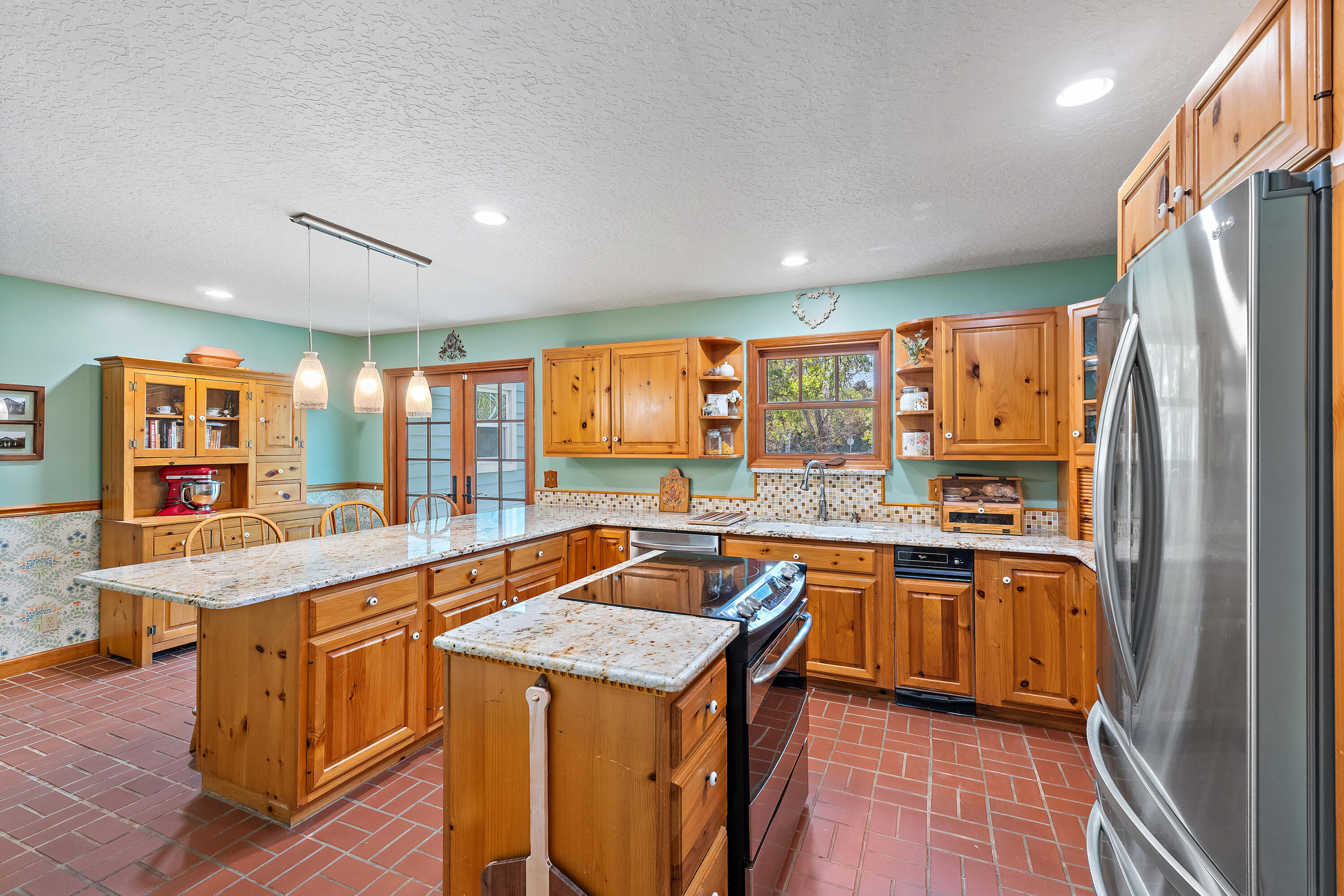 7845 N 167th Ct Court N