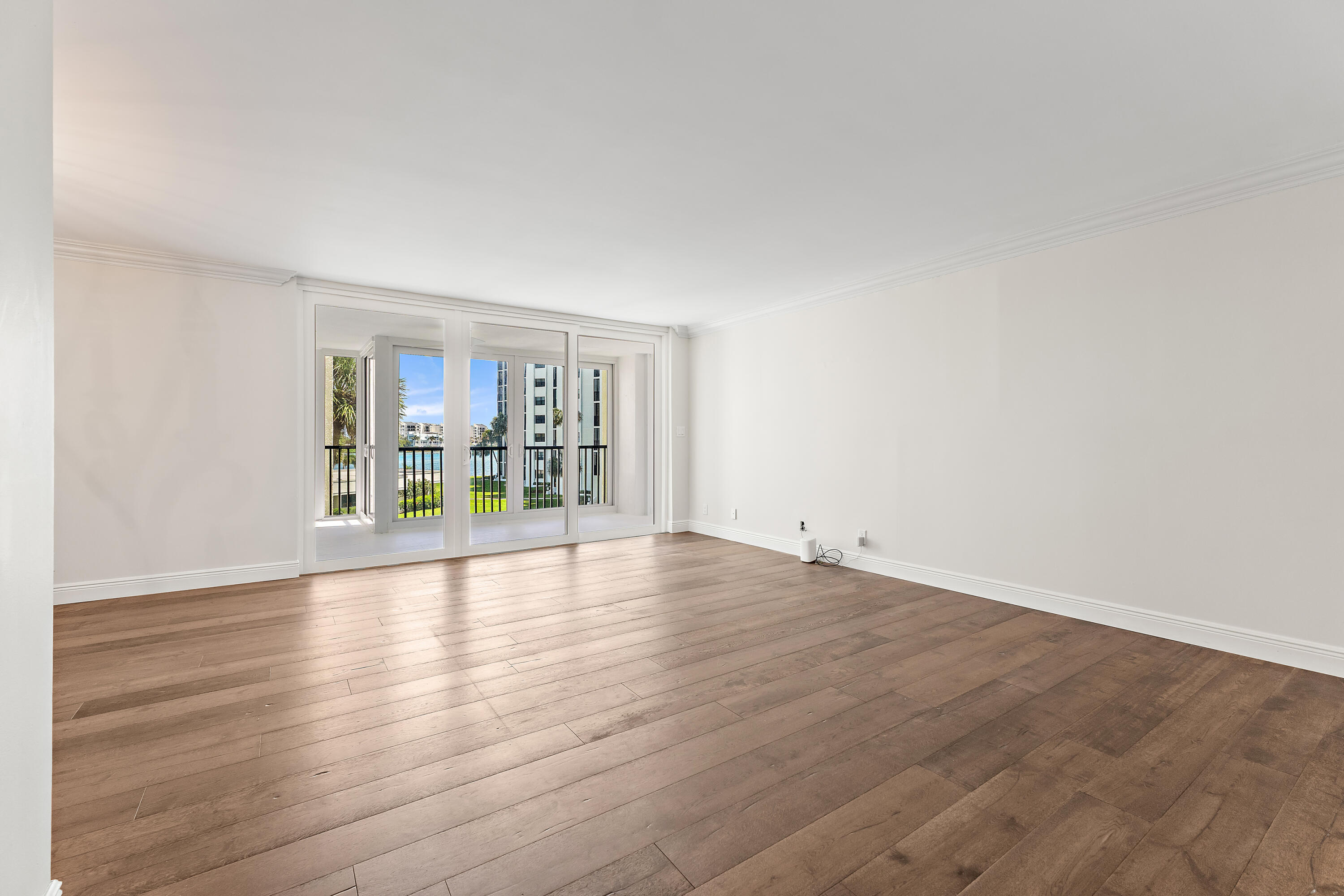 19800 Sandpointe Bay Drive N 305