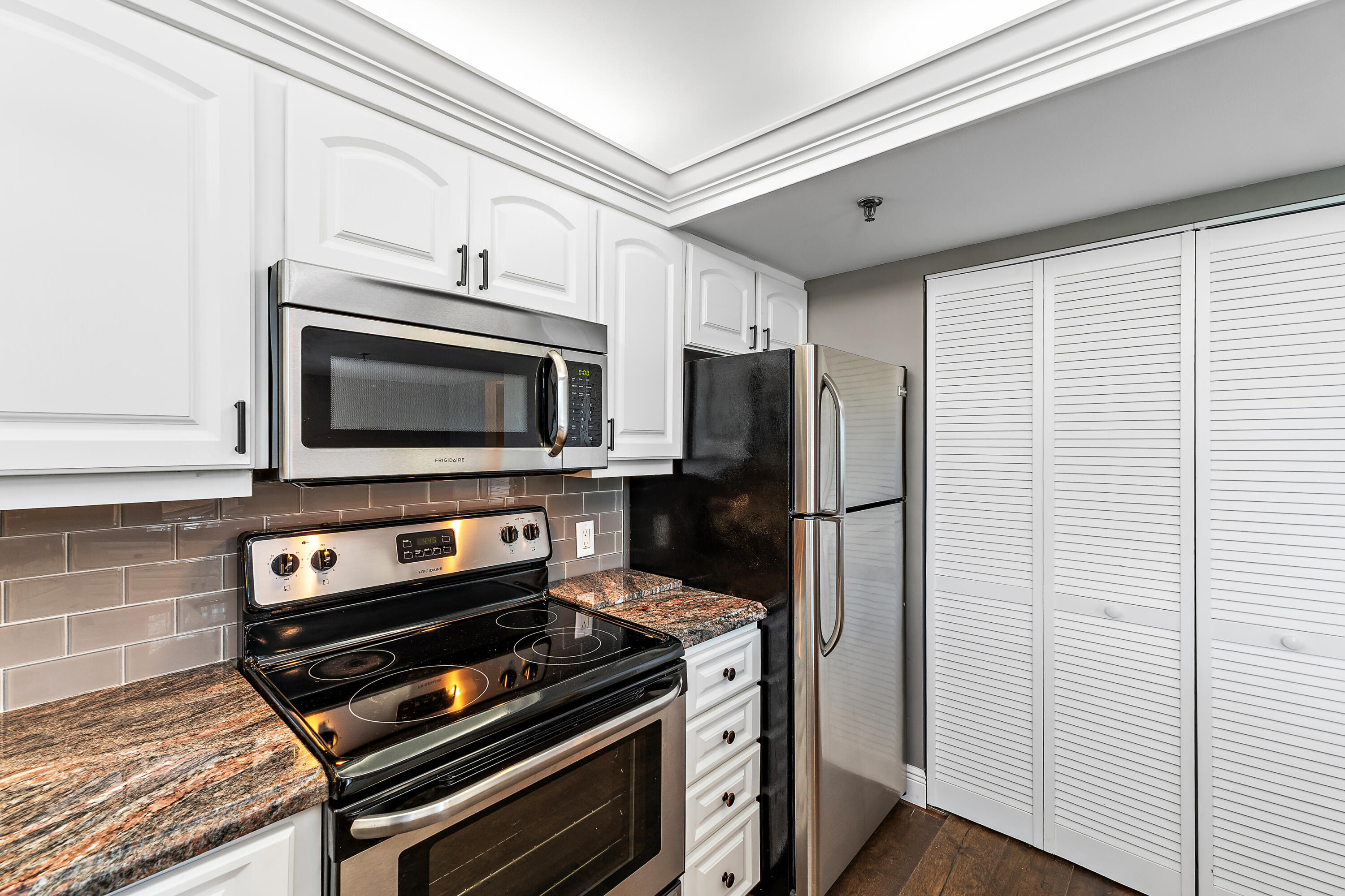 19800 Sandpointe Bay Drive N 305