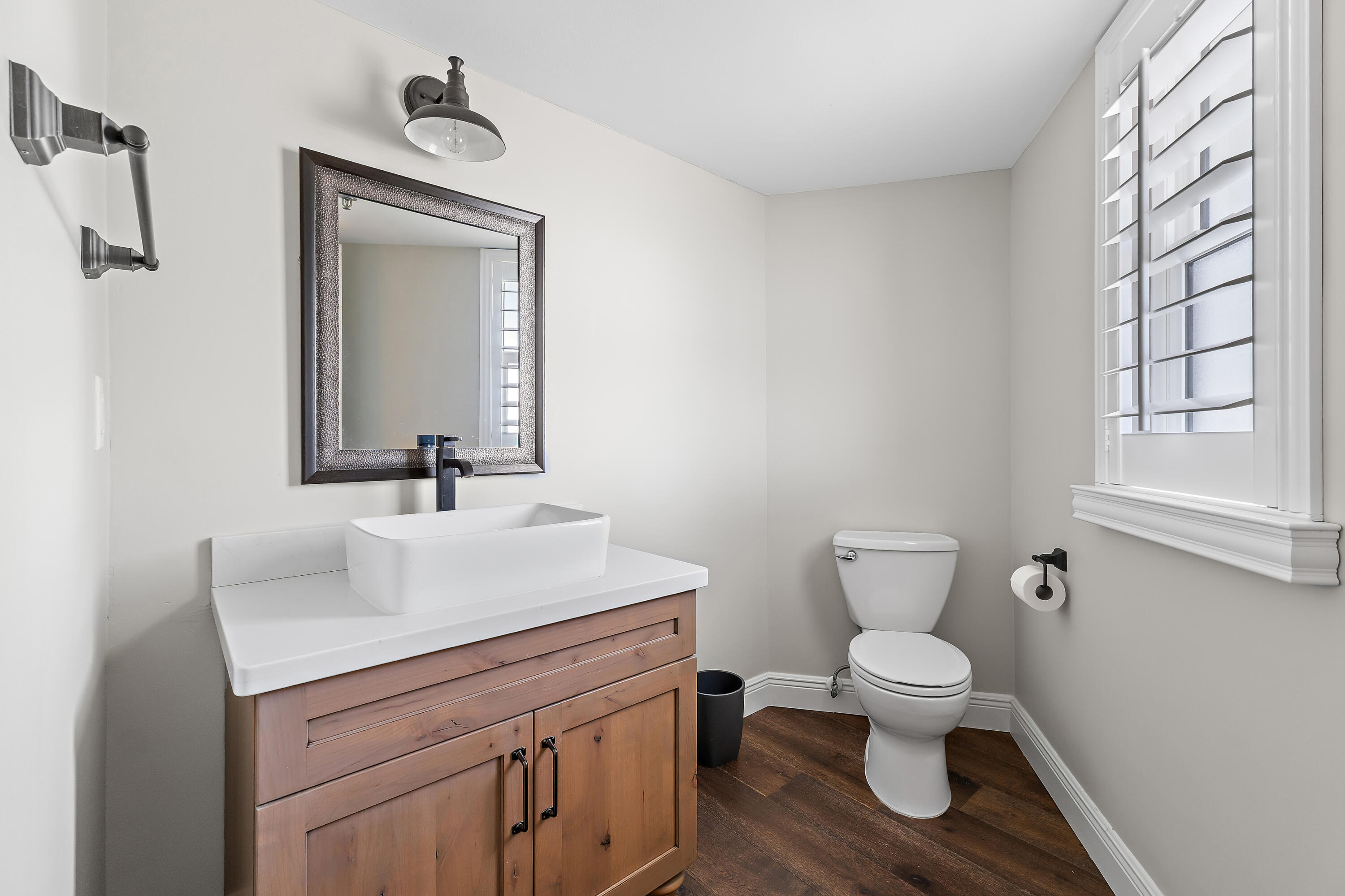 19800 Sandpointe Bay Drive N 305