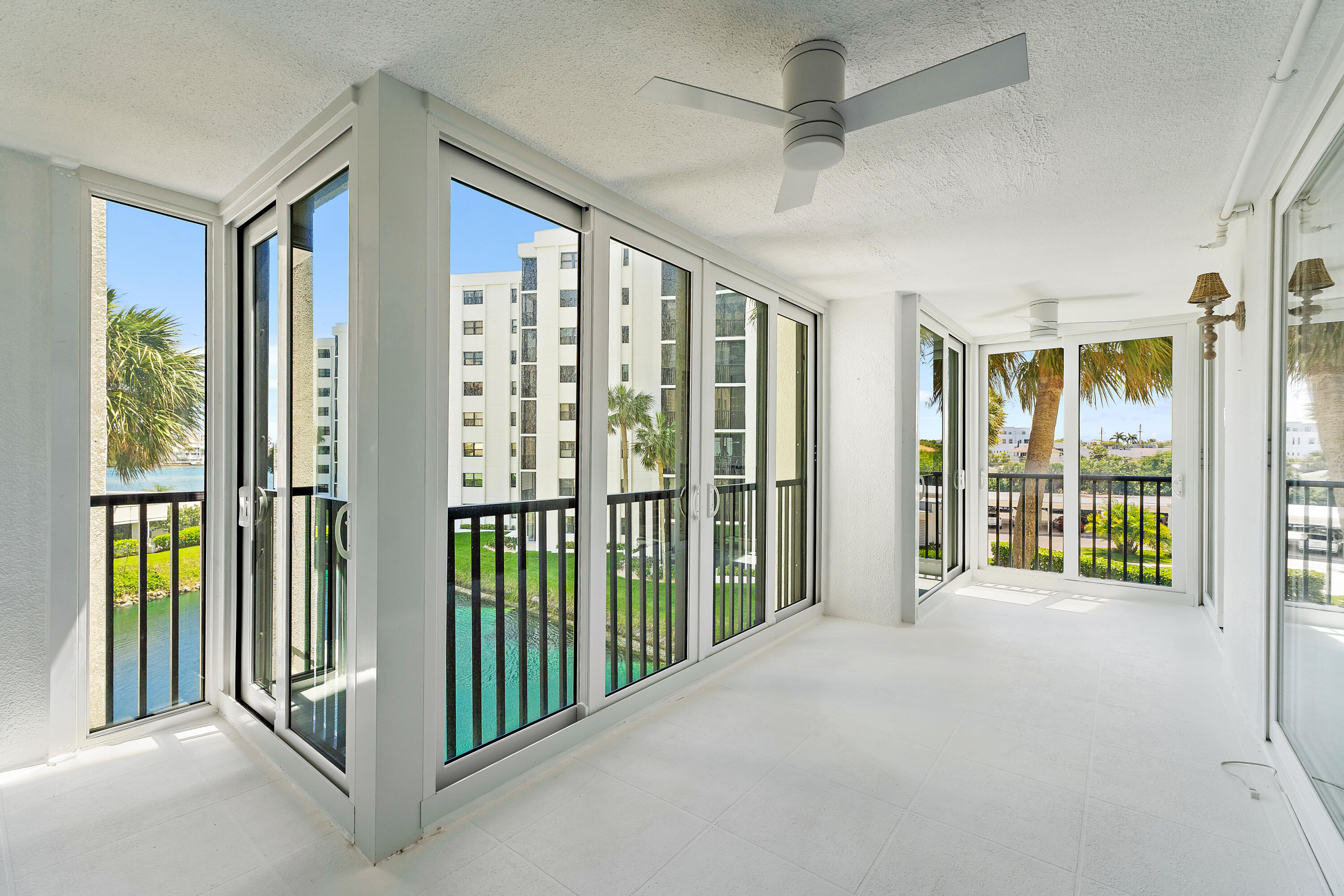 19800 Sandpointe Bay Drive N 305