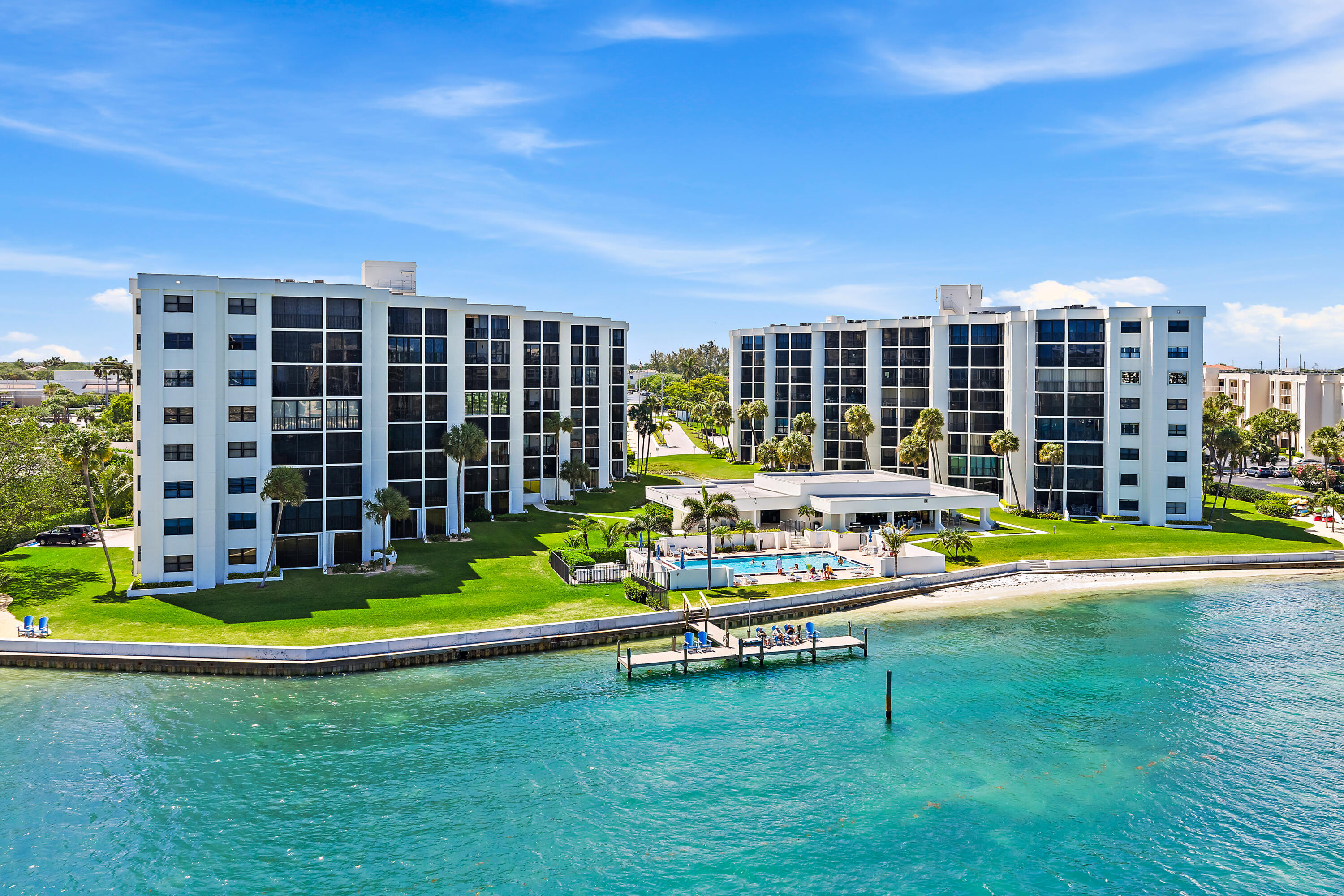 19800 Sandpointe Bay Drive N 305