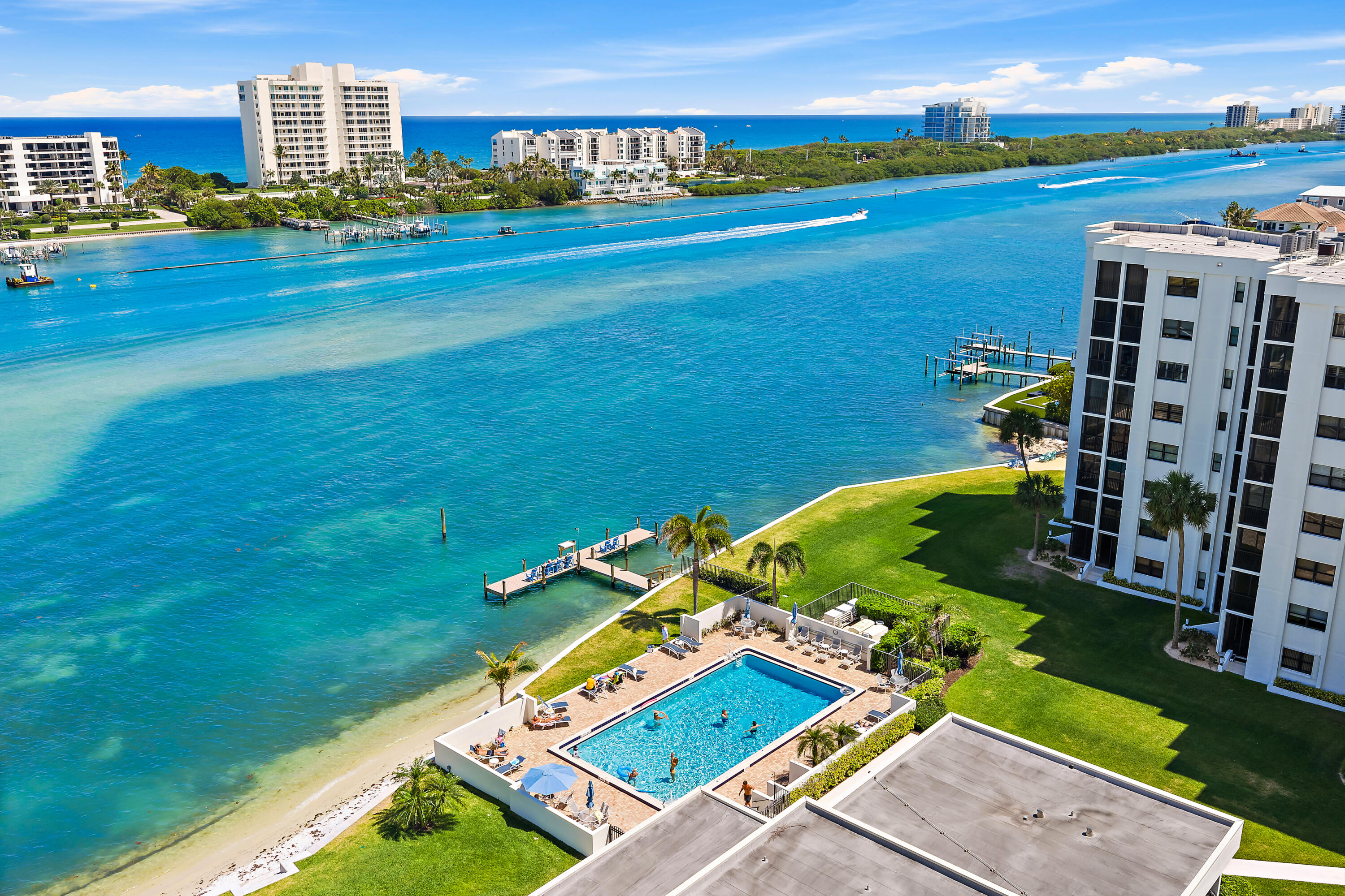 19800 Sandpointe Bay Drive N 305