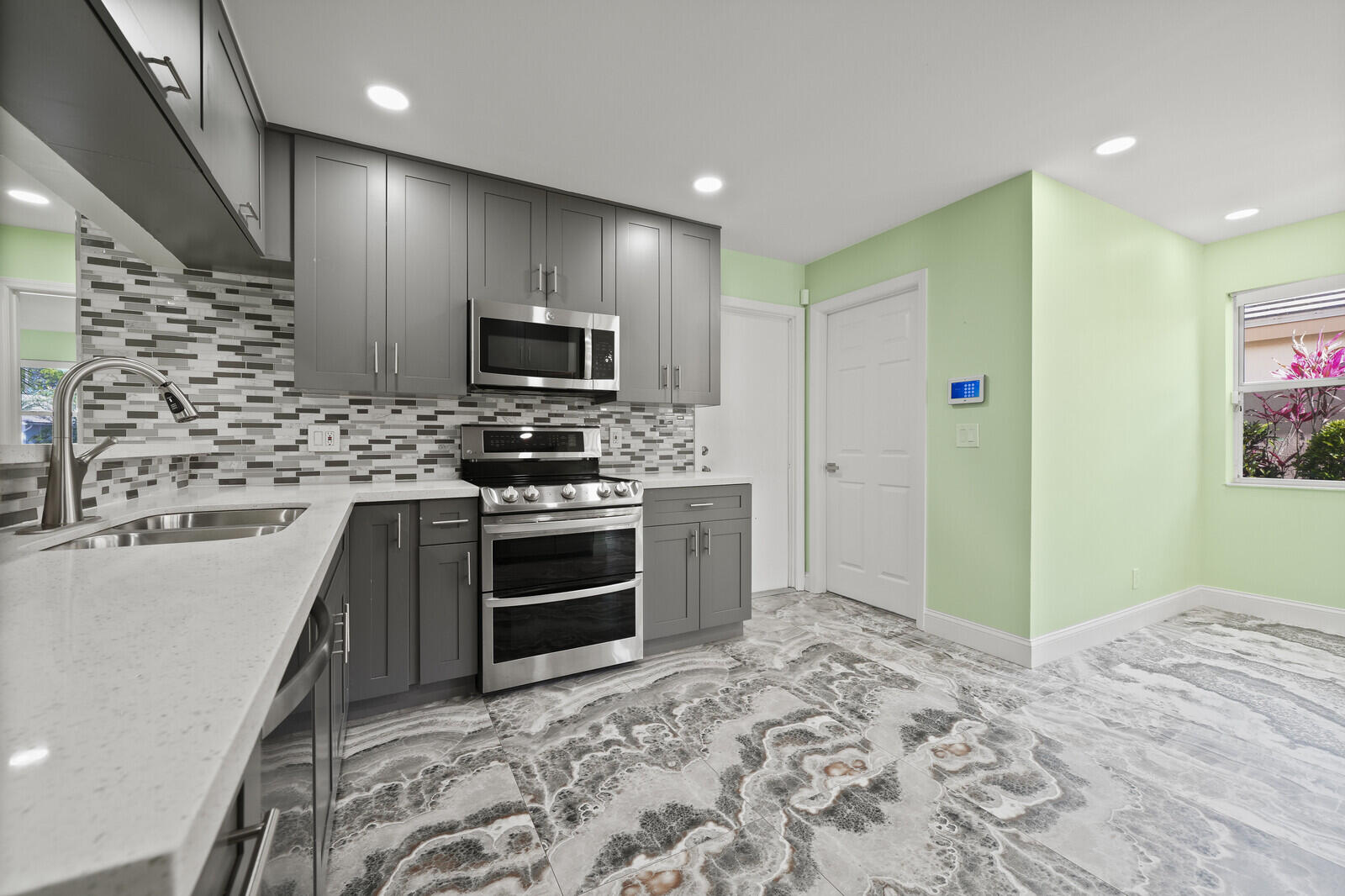 6291 Breckenridge Circle