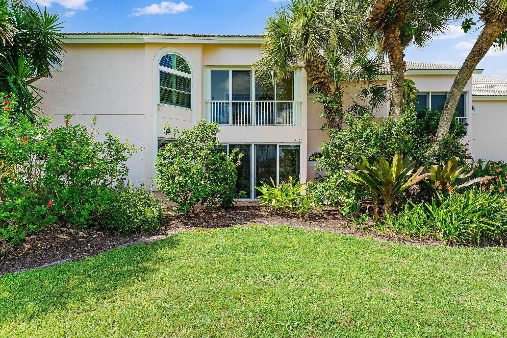 2905 Fairway Drive N