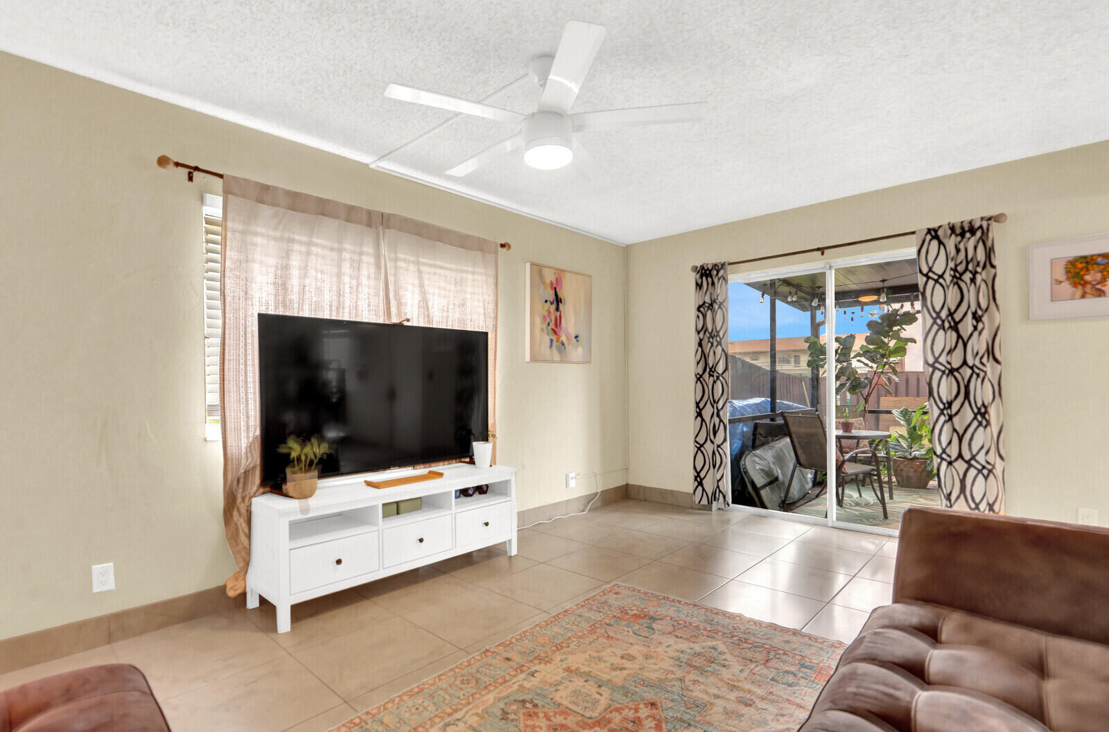 2116 Sherwood Forest Boulevard 28