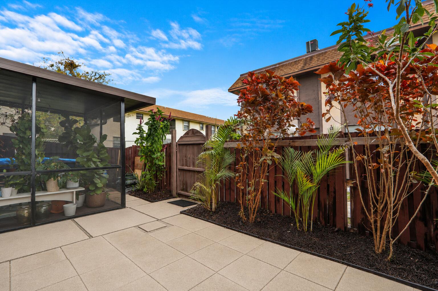 2116 Sherwood Forest Boulevard 28