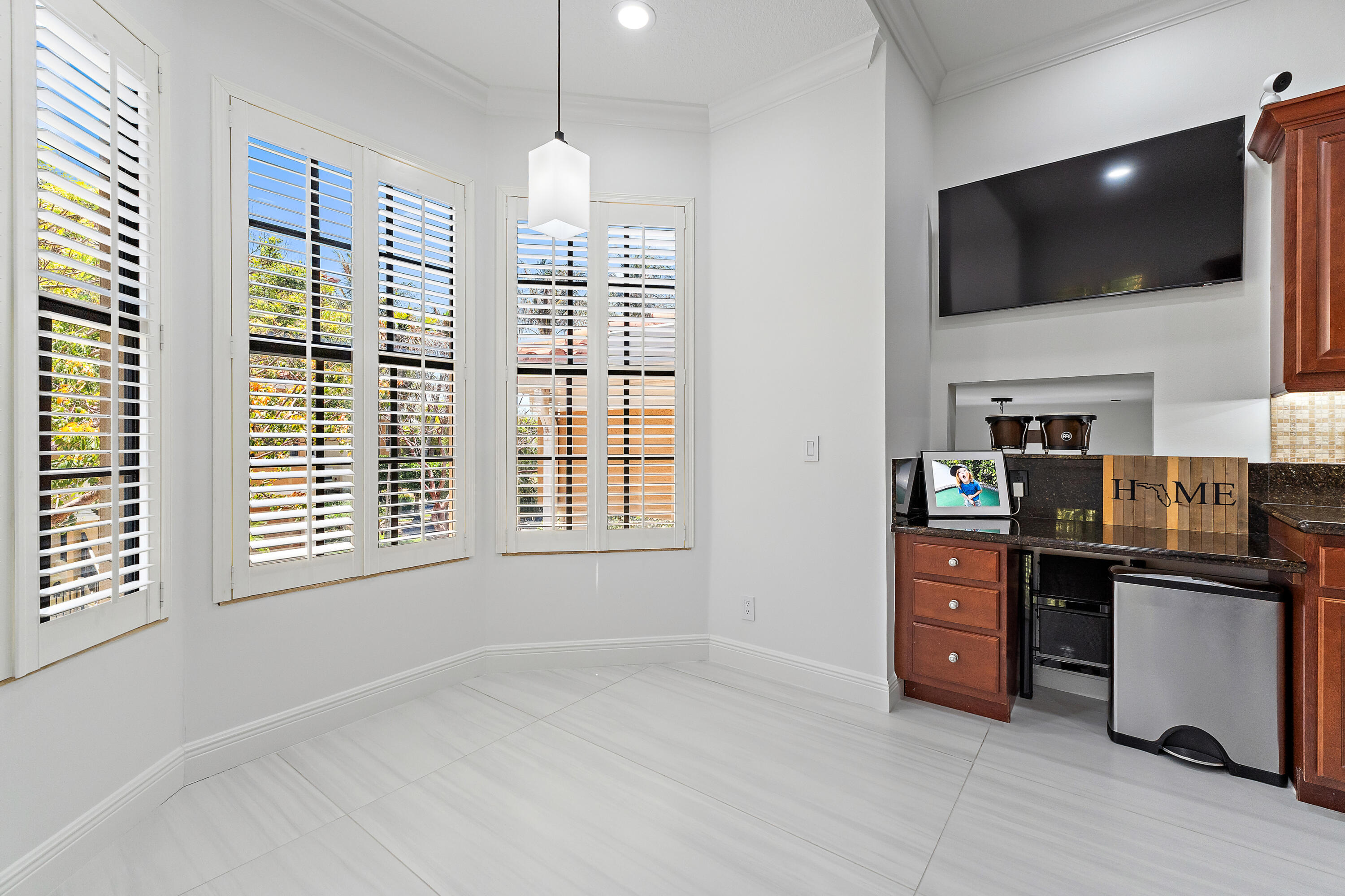 605 Del Sol Circle