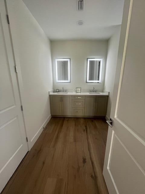 184 Lake Drive 3102