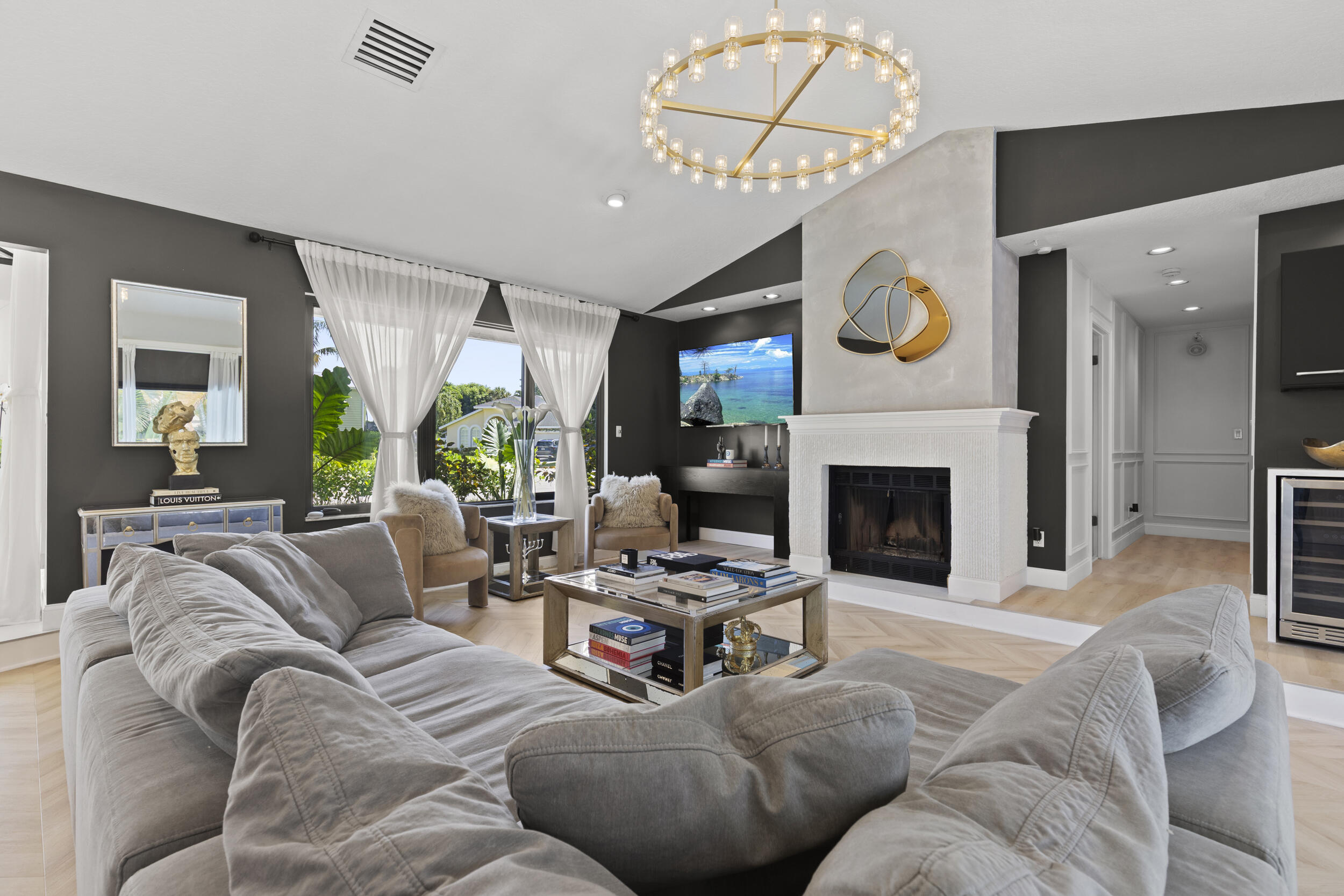 1176 Cherlynn Terrace
