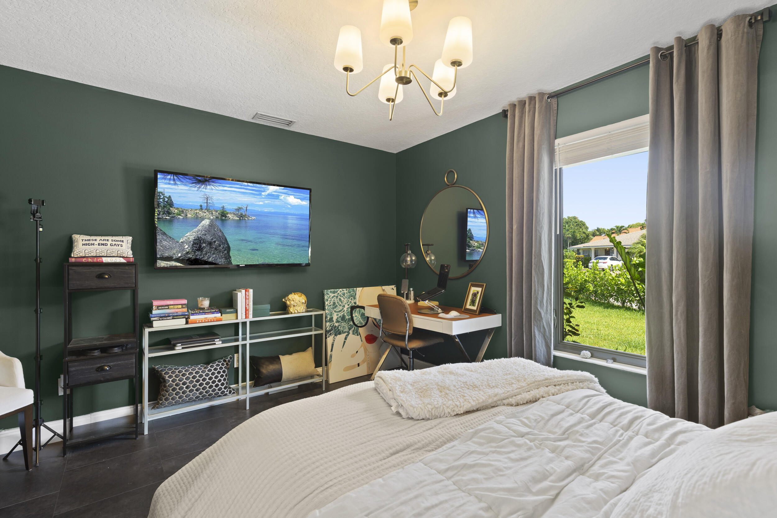 1176 Cherlynn Terrace