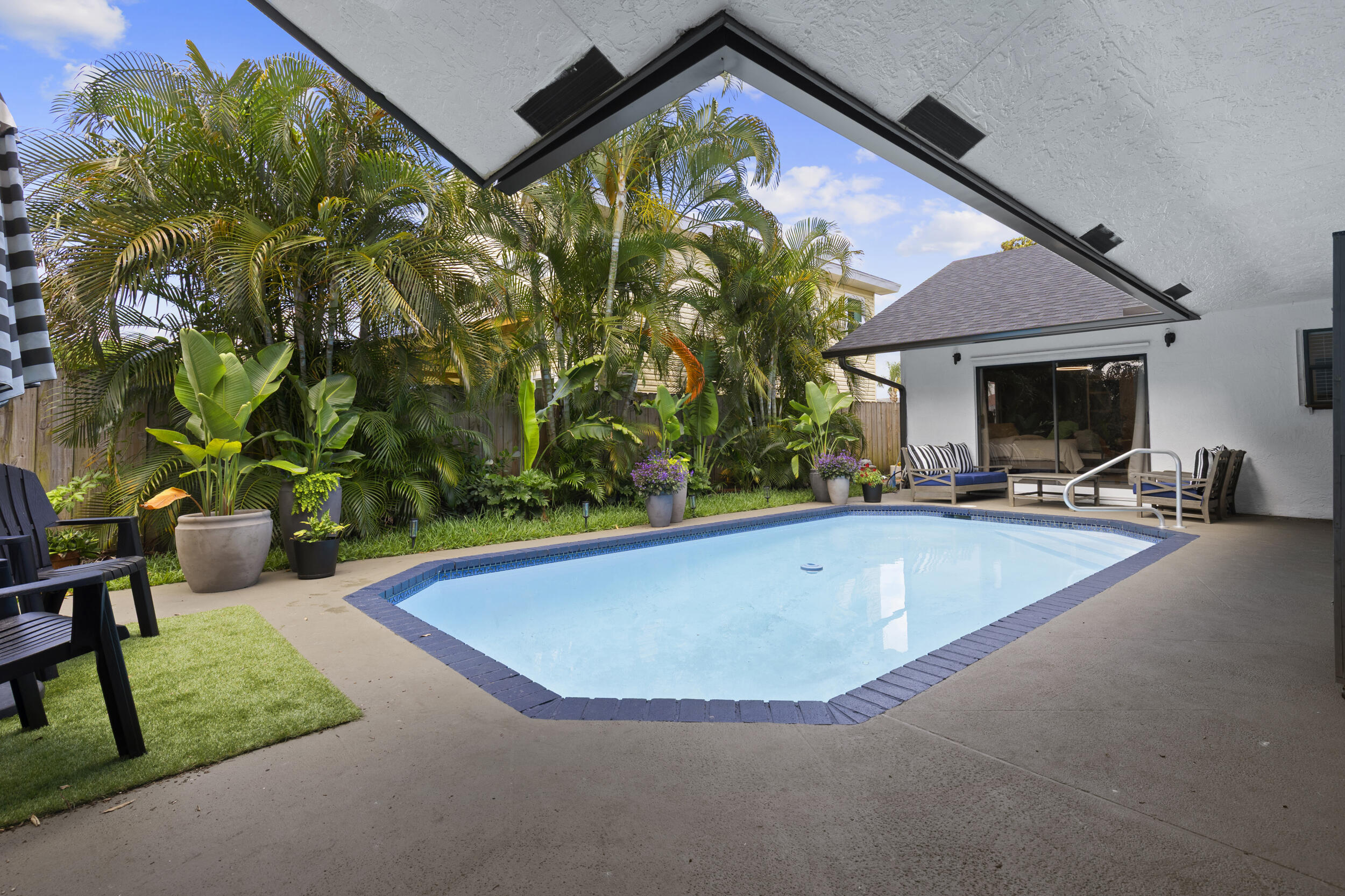 1176 Cherlynn Terrace