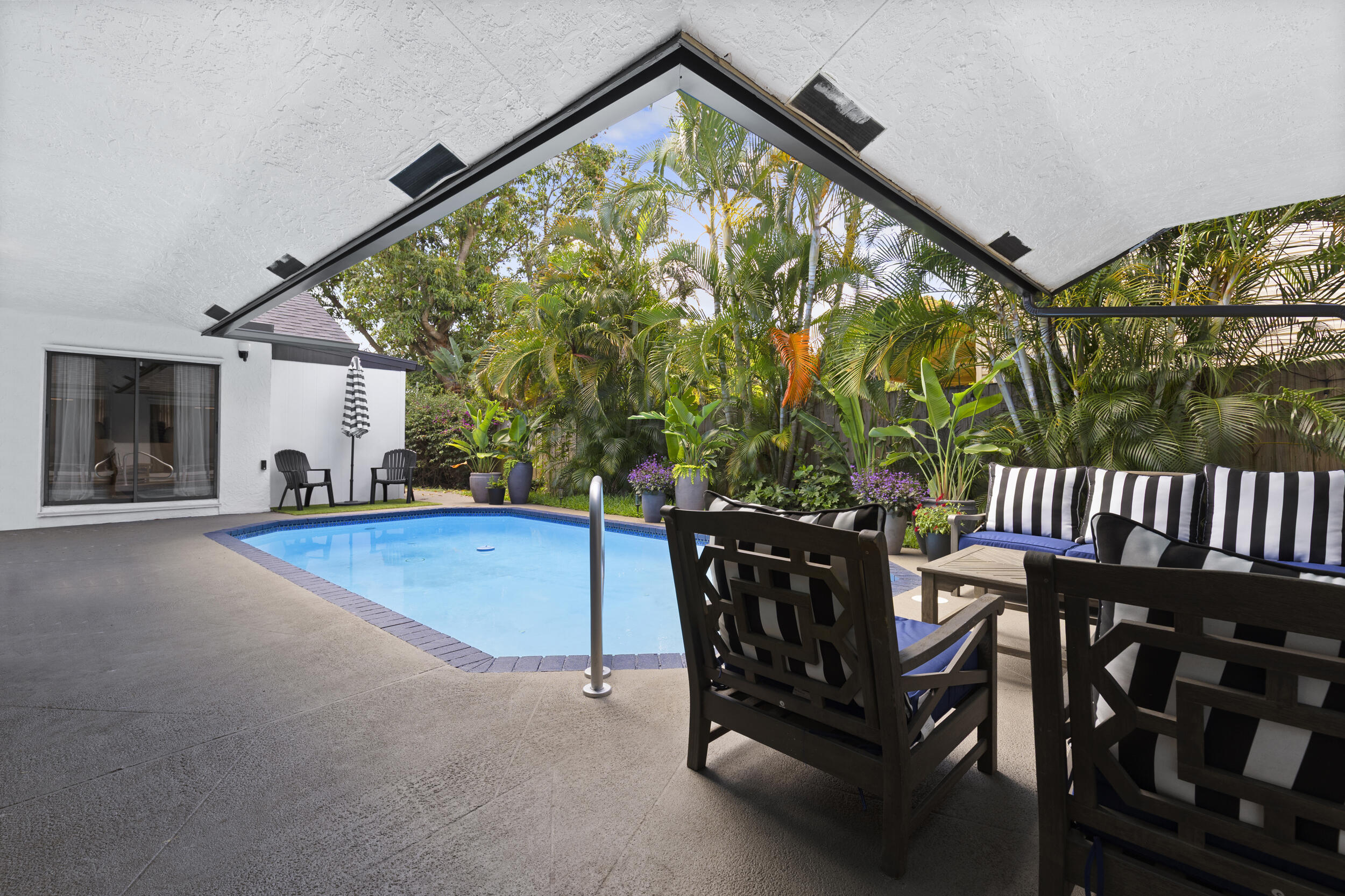 1176 Cherlynn Terrace