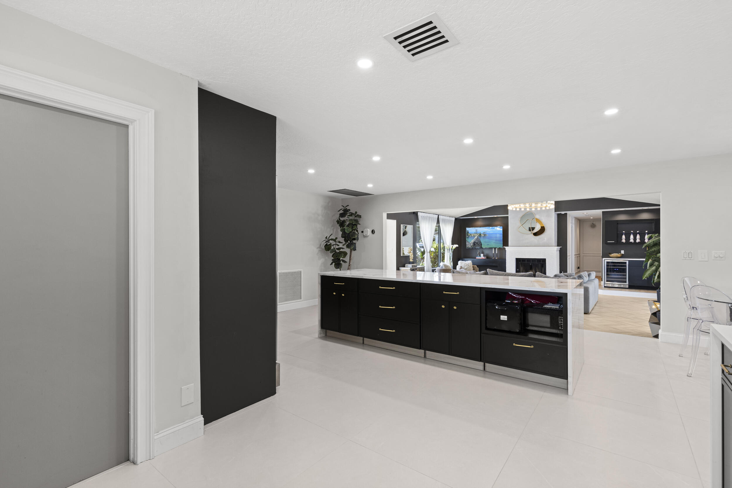 1176 Cherlynn Terrace