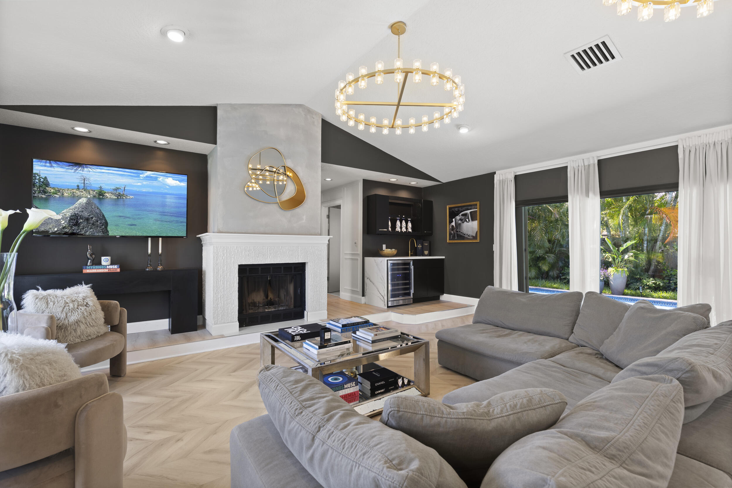 1176 Cherlynn Terrace