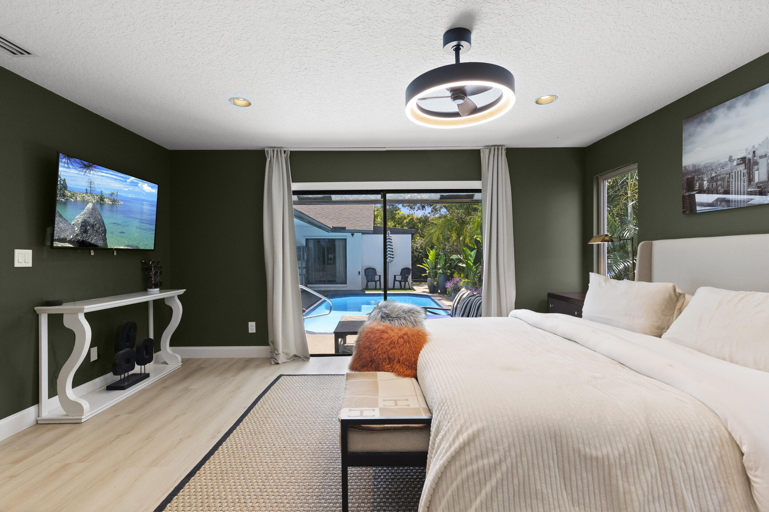1176 Cherlynn Terrace