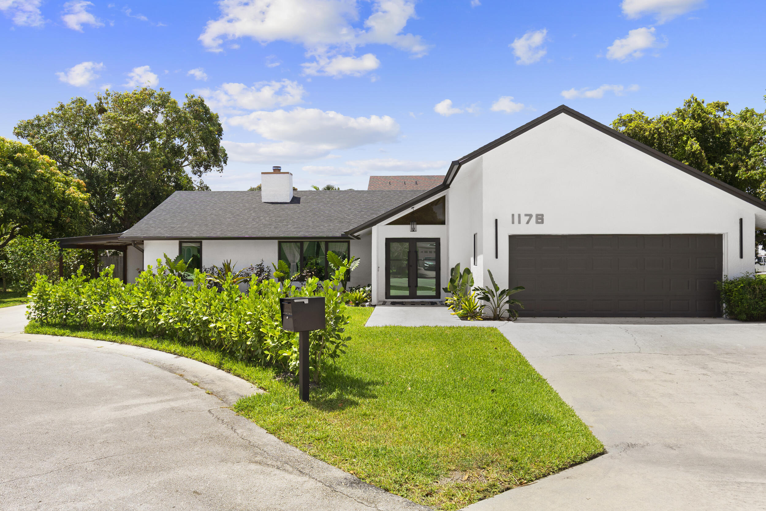 1176 Cherlynn Terrace