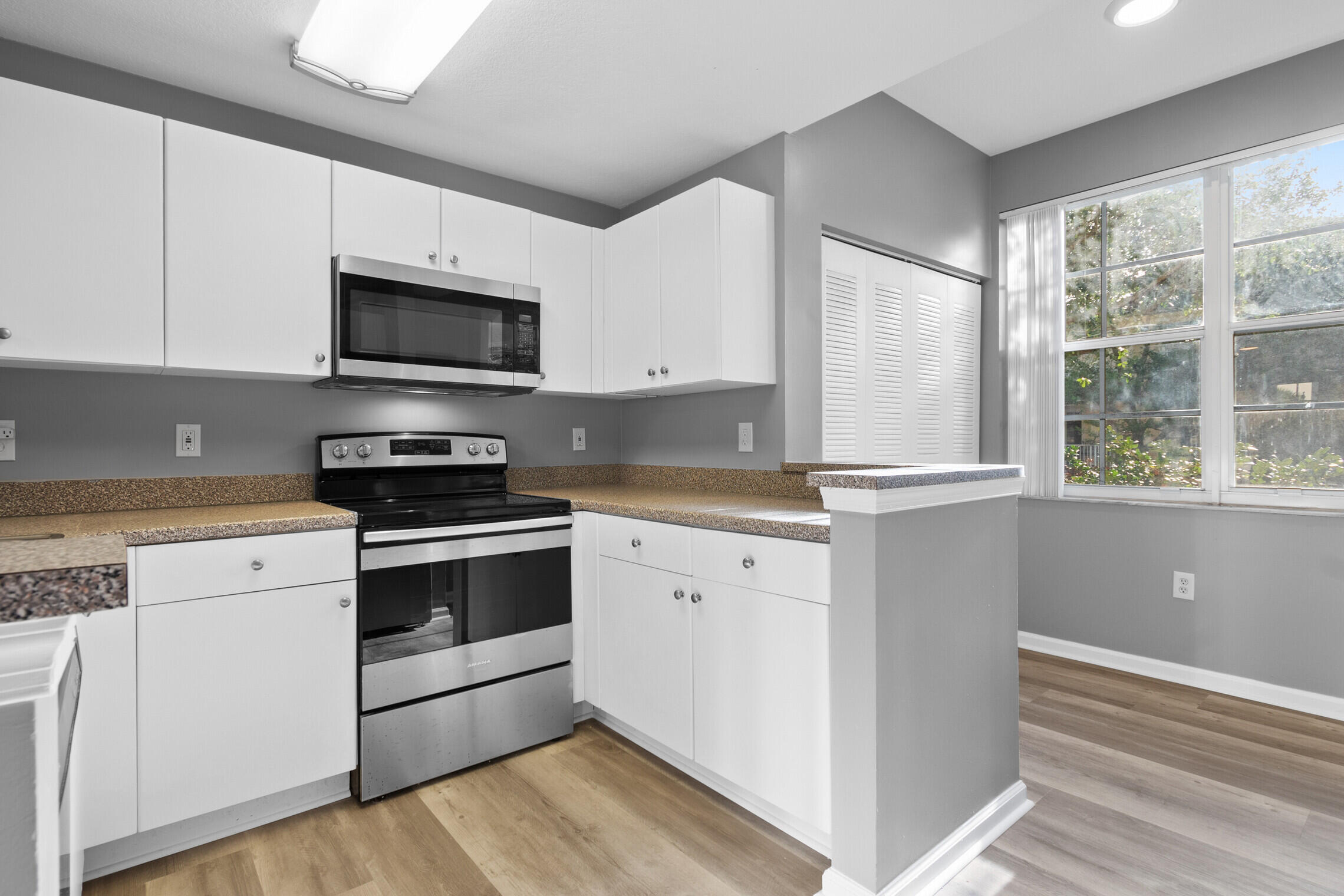 4822 Chancellor Drive 20