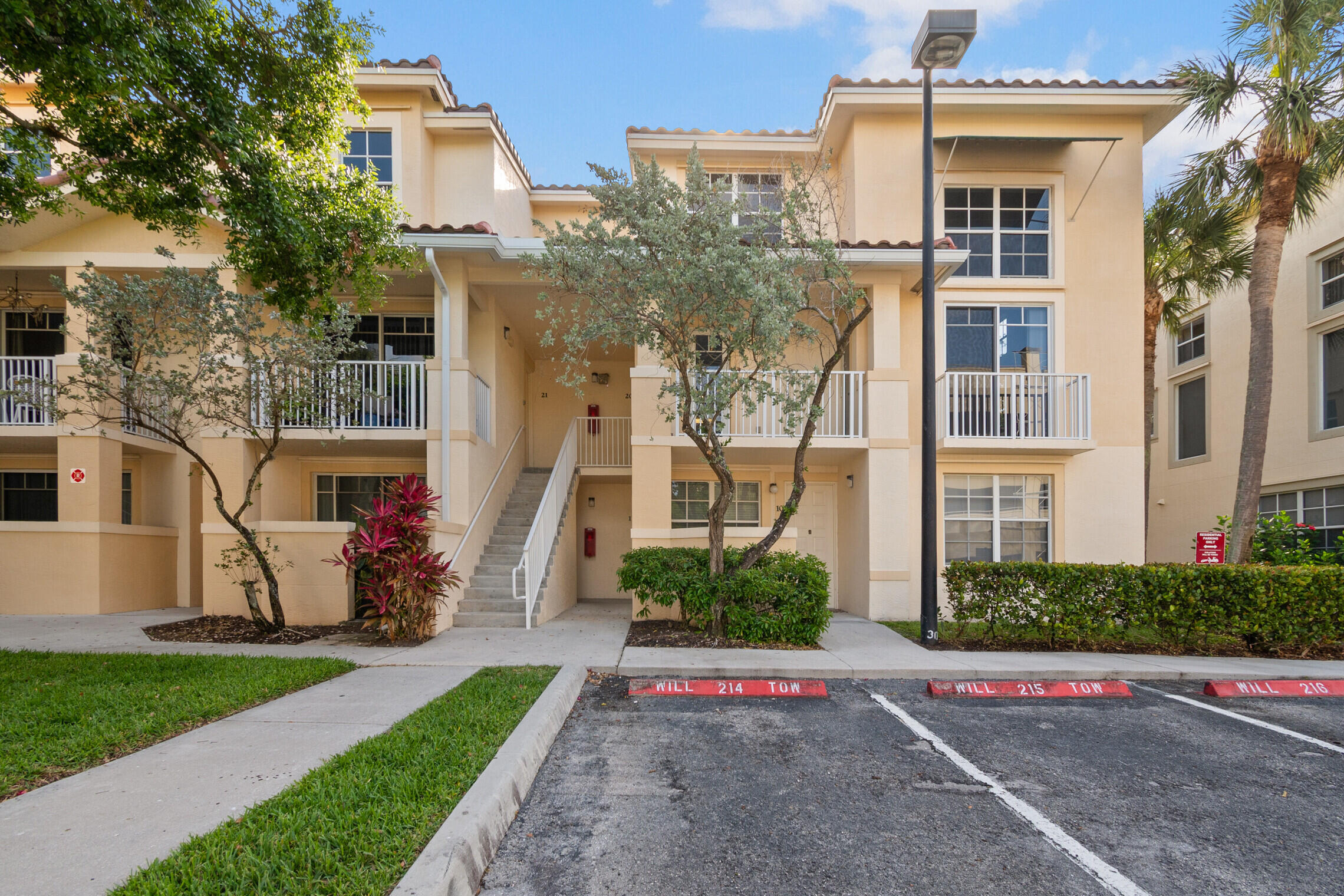4822 Chancellor Drive 20