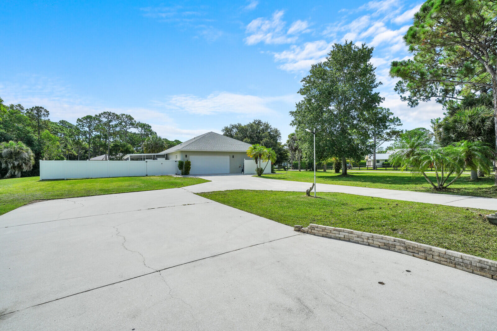 6681 140th Lane N
