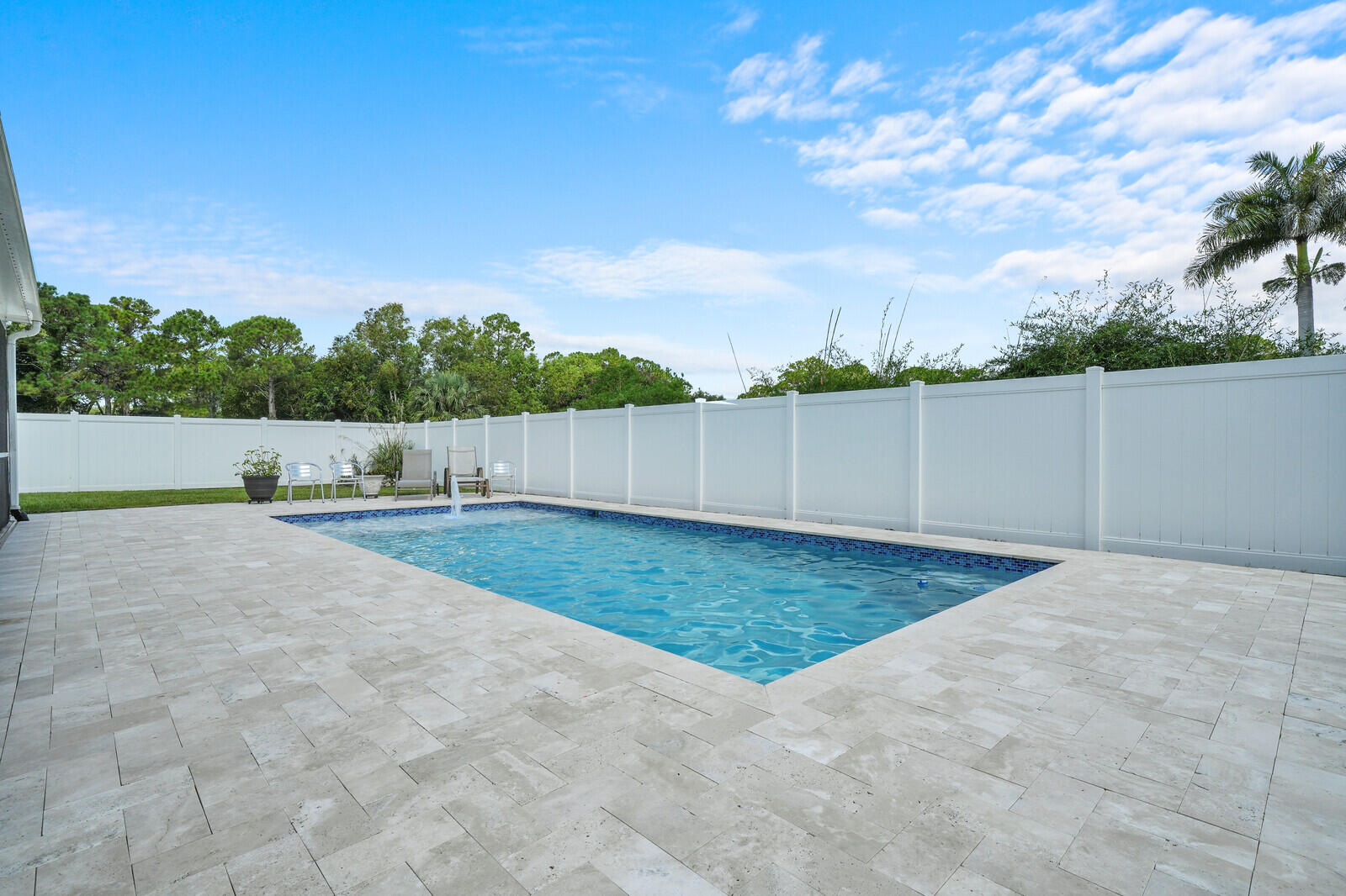 6681 140th Lane N