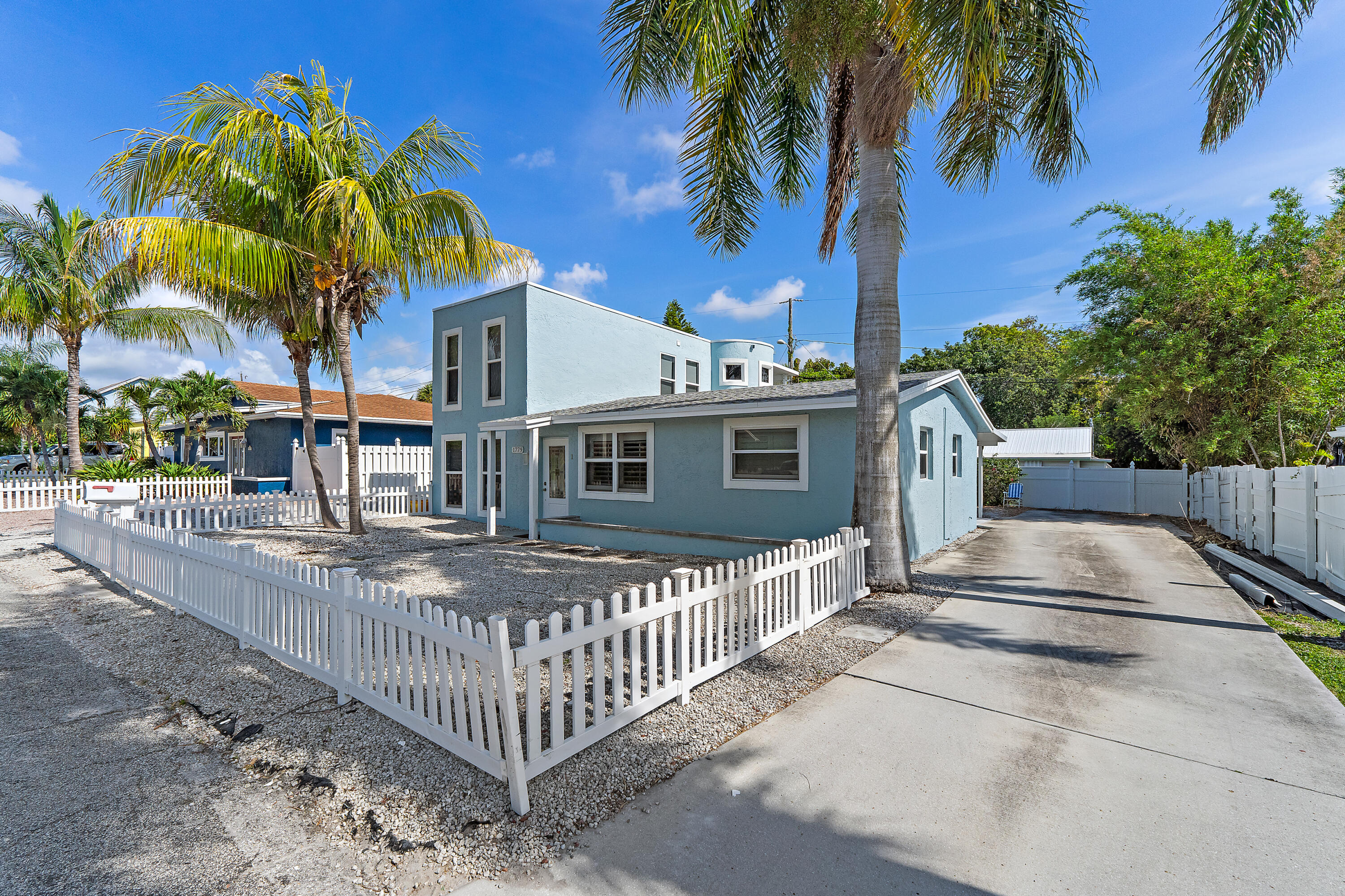 1779 Len Drive 1