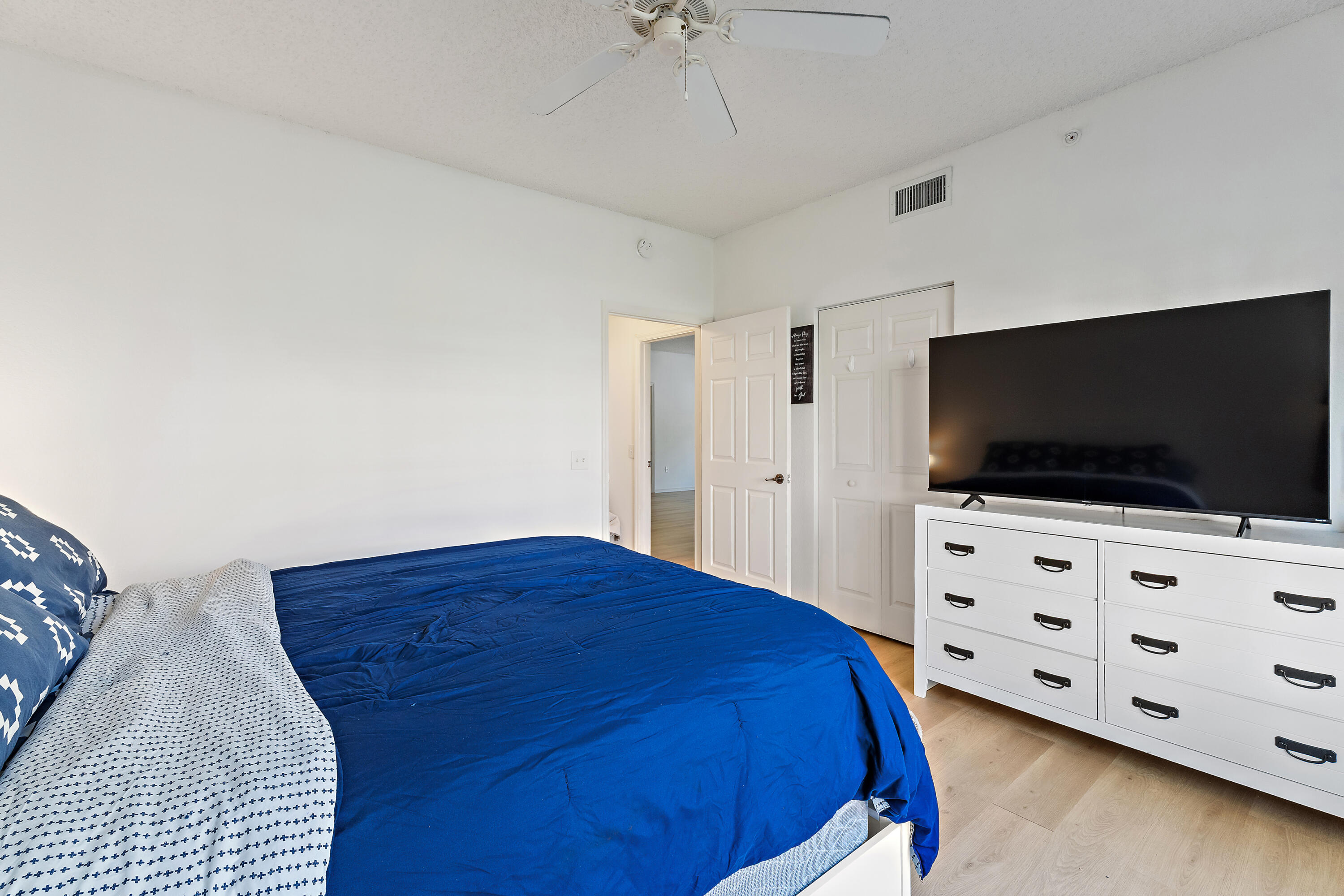 2915 Tuscany Court 102