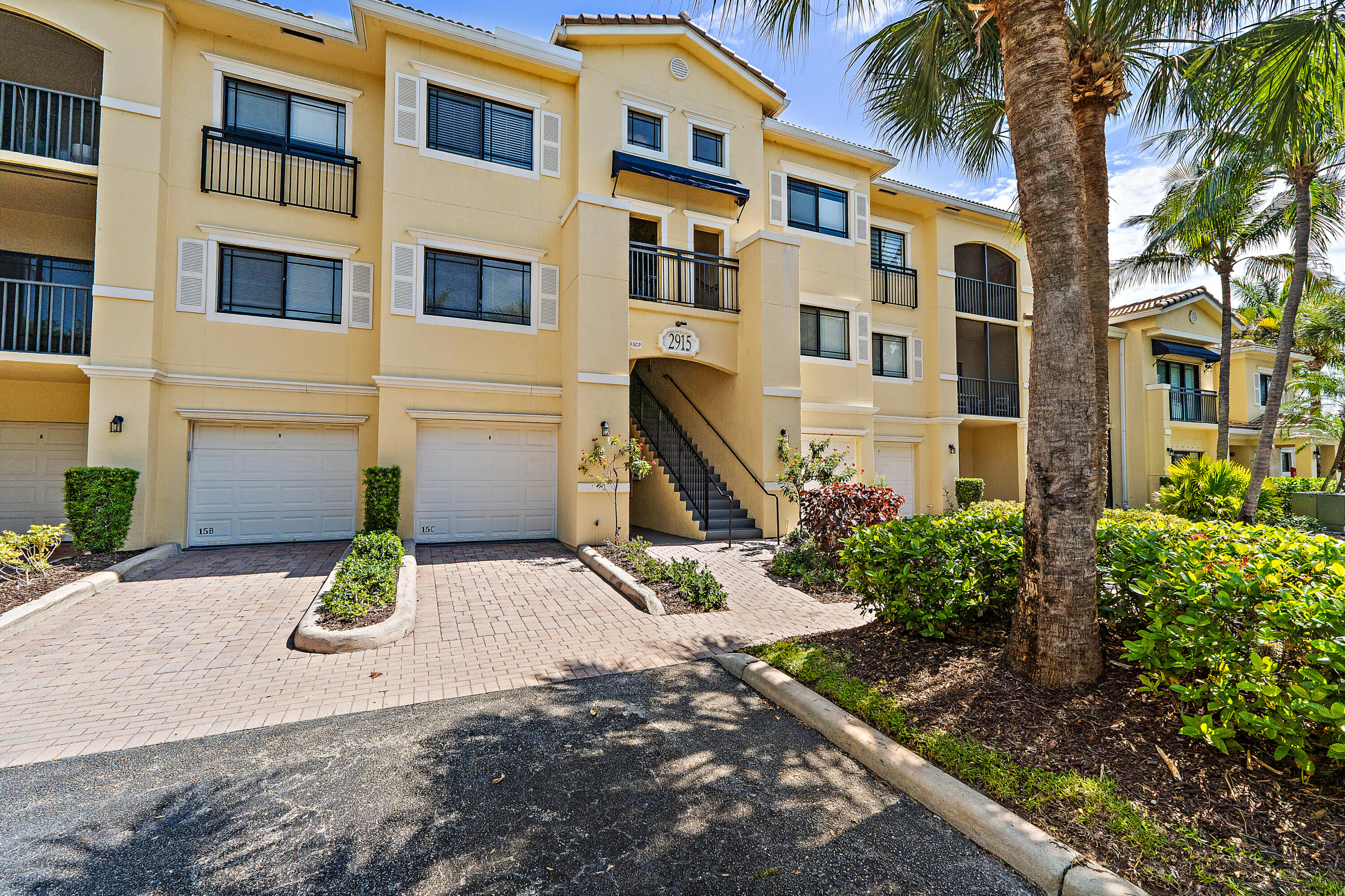 2915 Tuscany Court 102