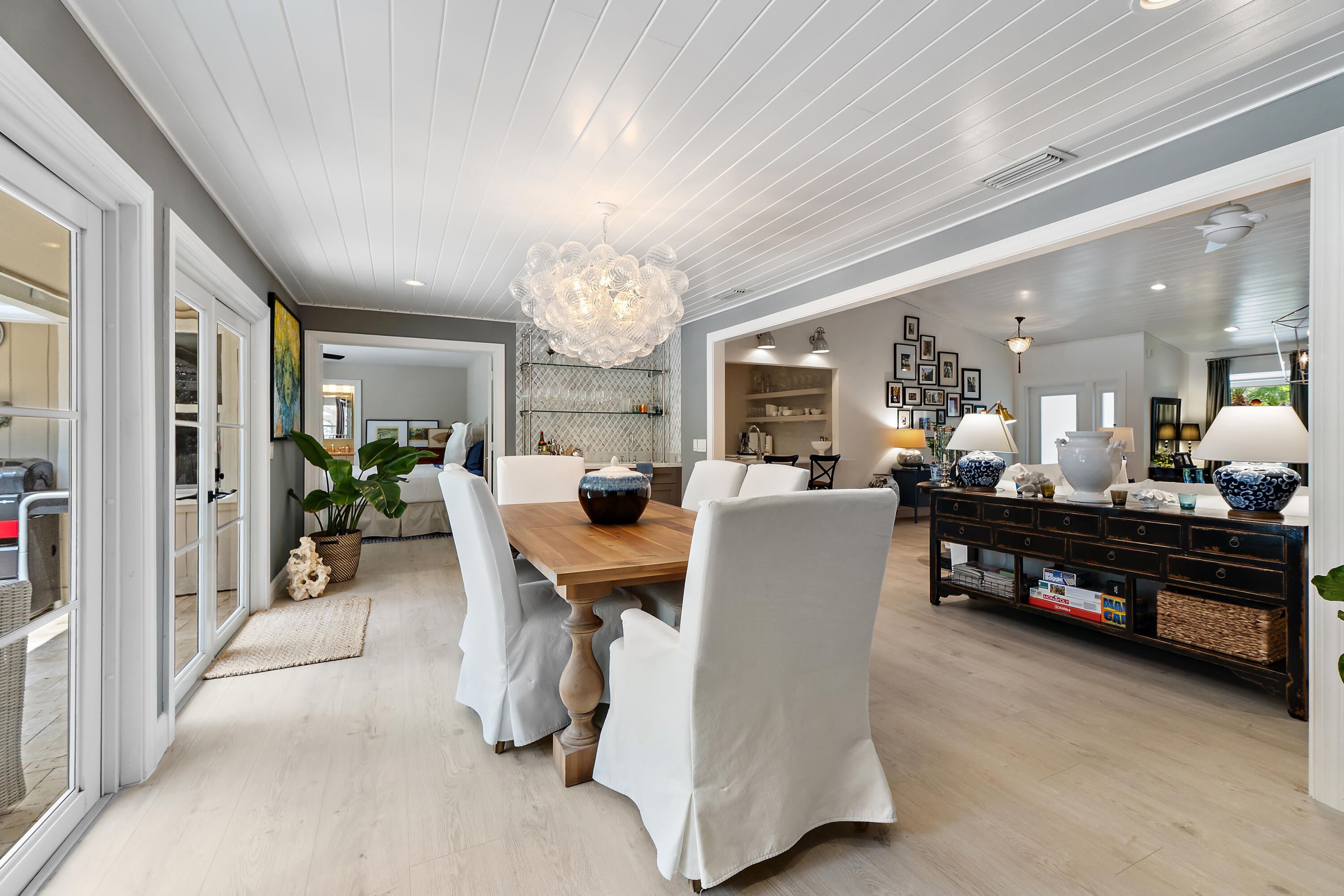 10 Bentwood Road