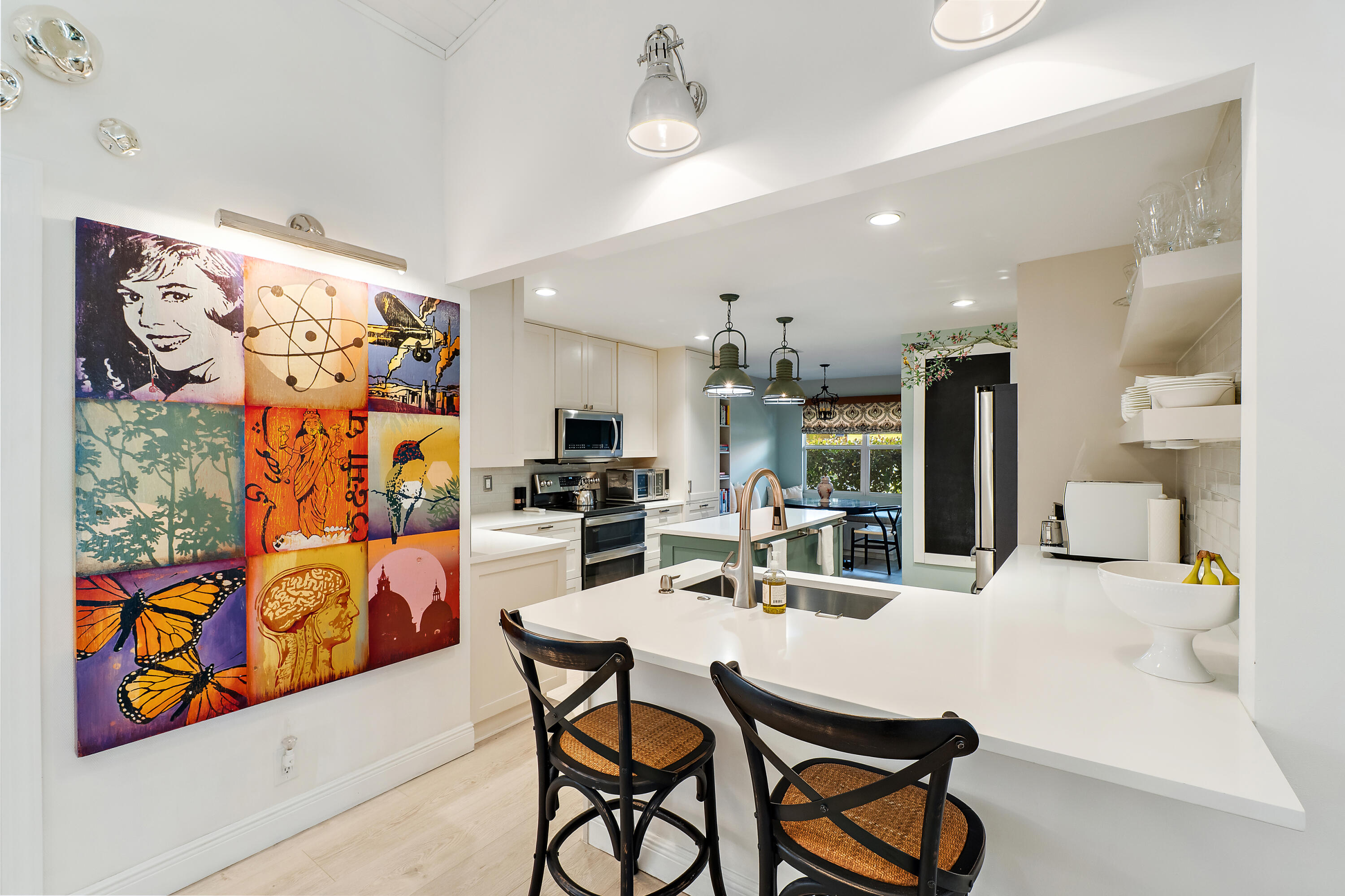 10 Bentwood Road