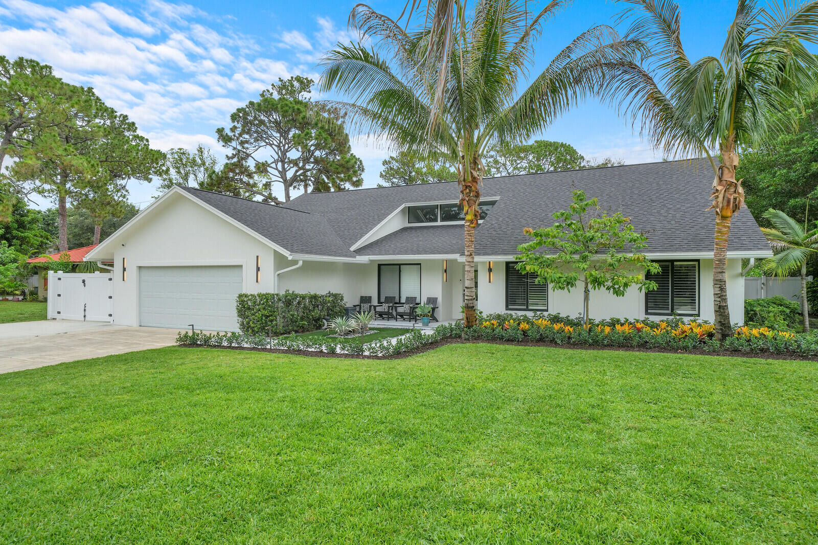19526 W Trails End Terrace