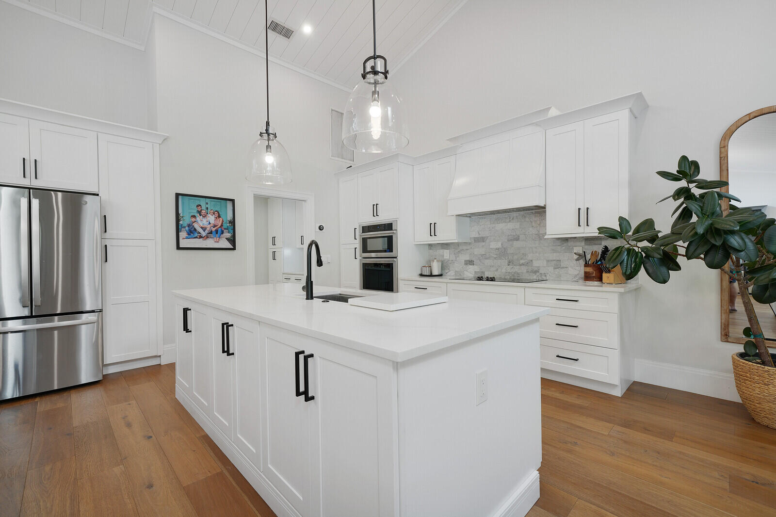 19526 W Trails End Terrace