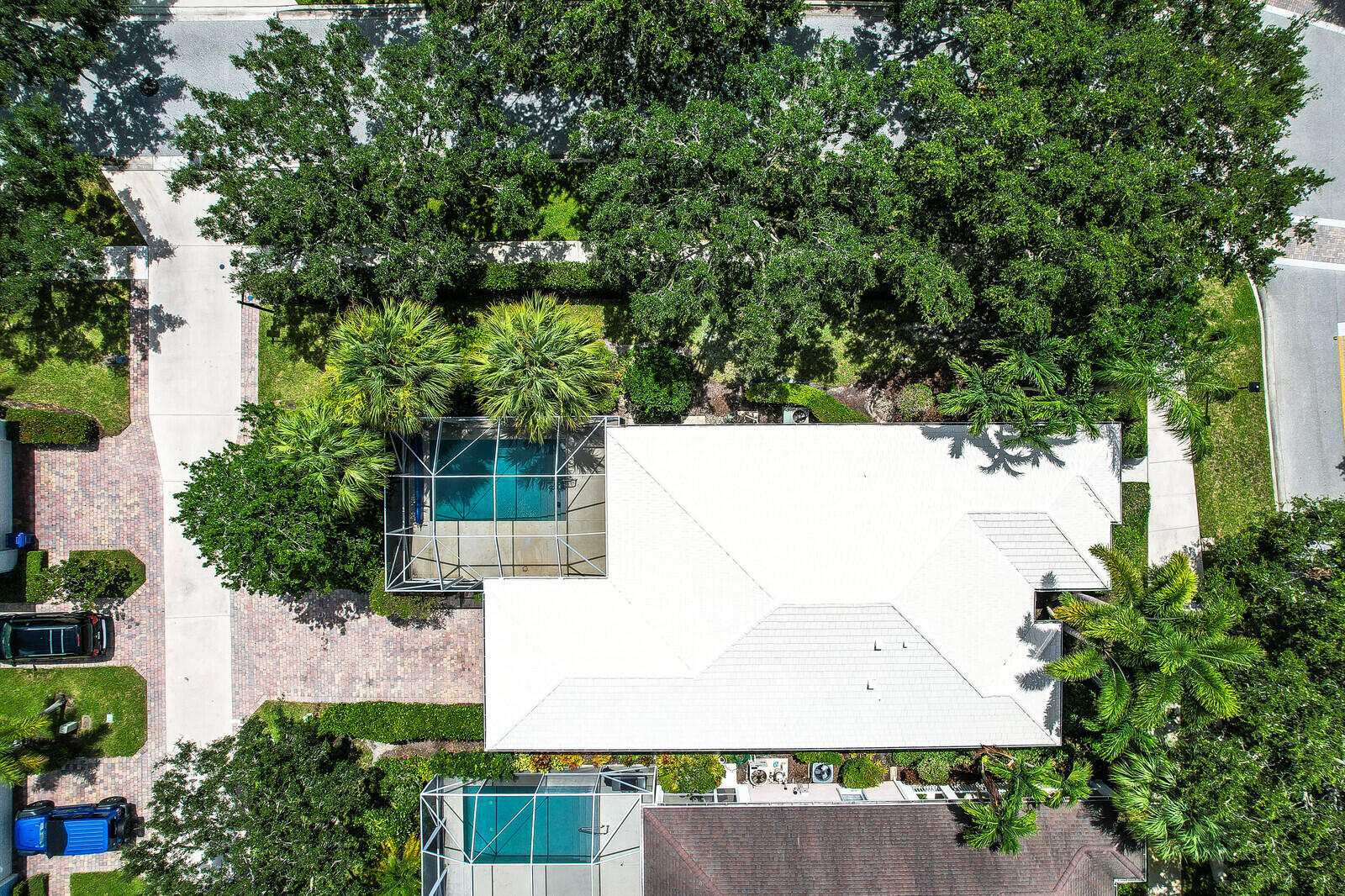 1825 Dakota Drive