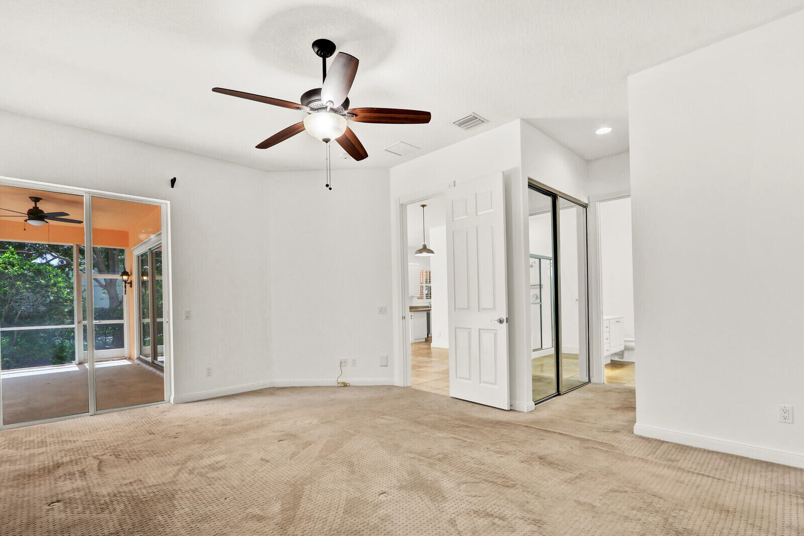 1825 Dakota Drive