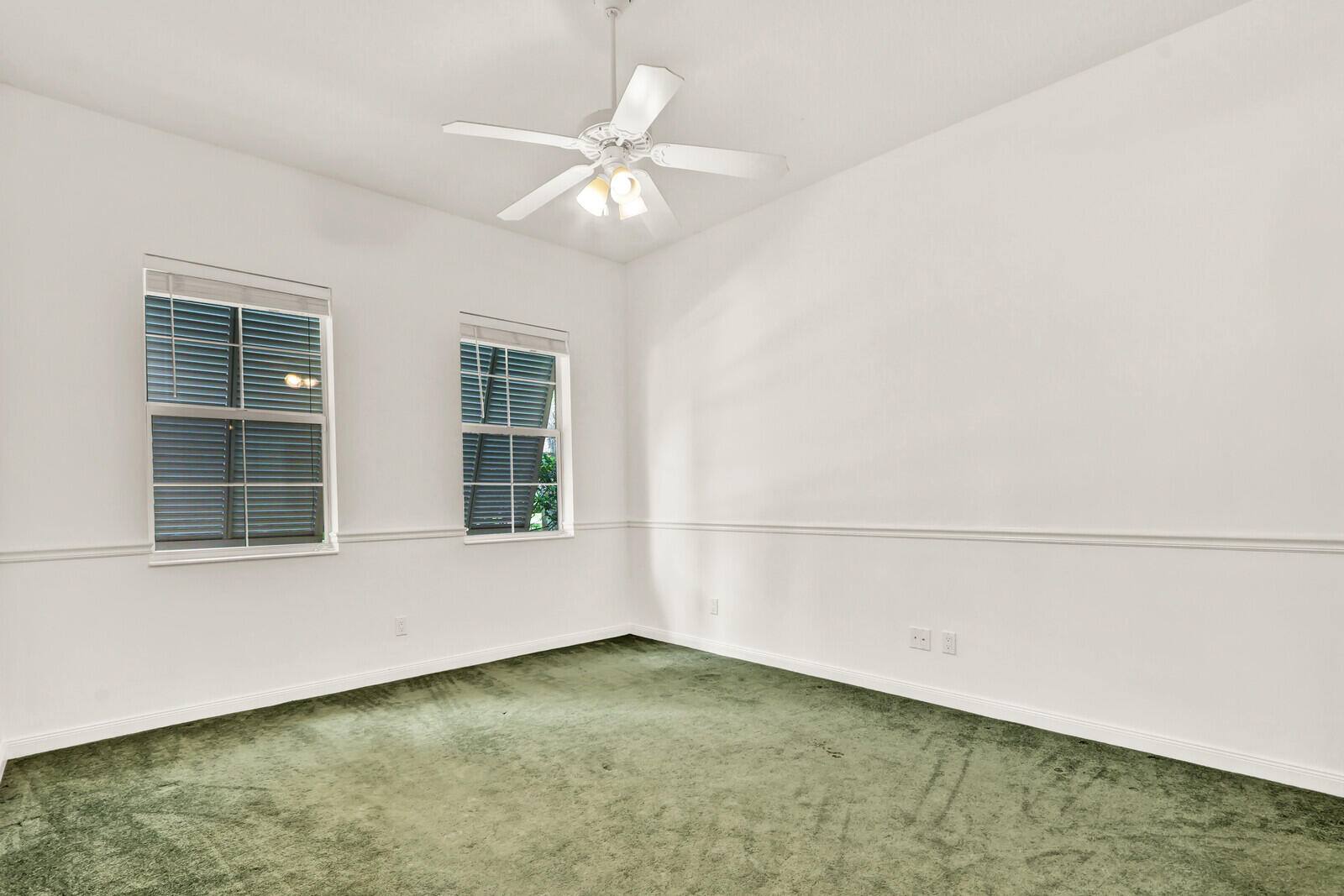 1825 Dakota Drive
