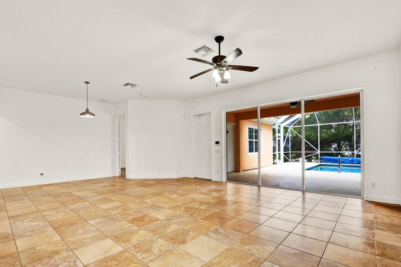 1825 Dakota Drive