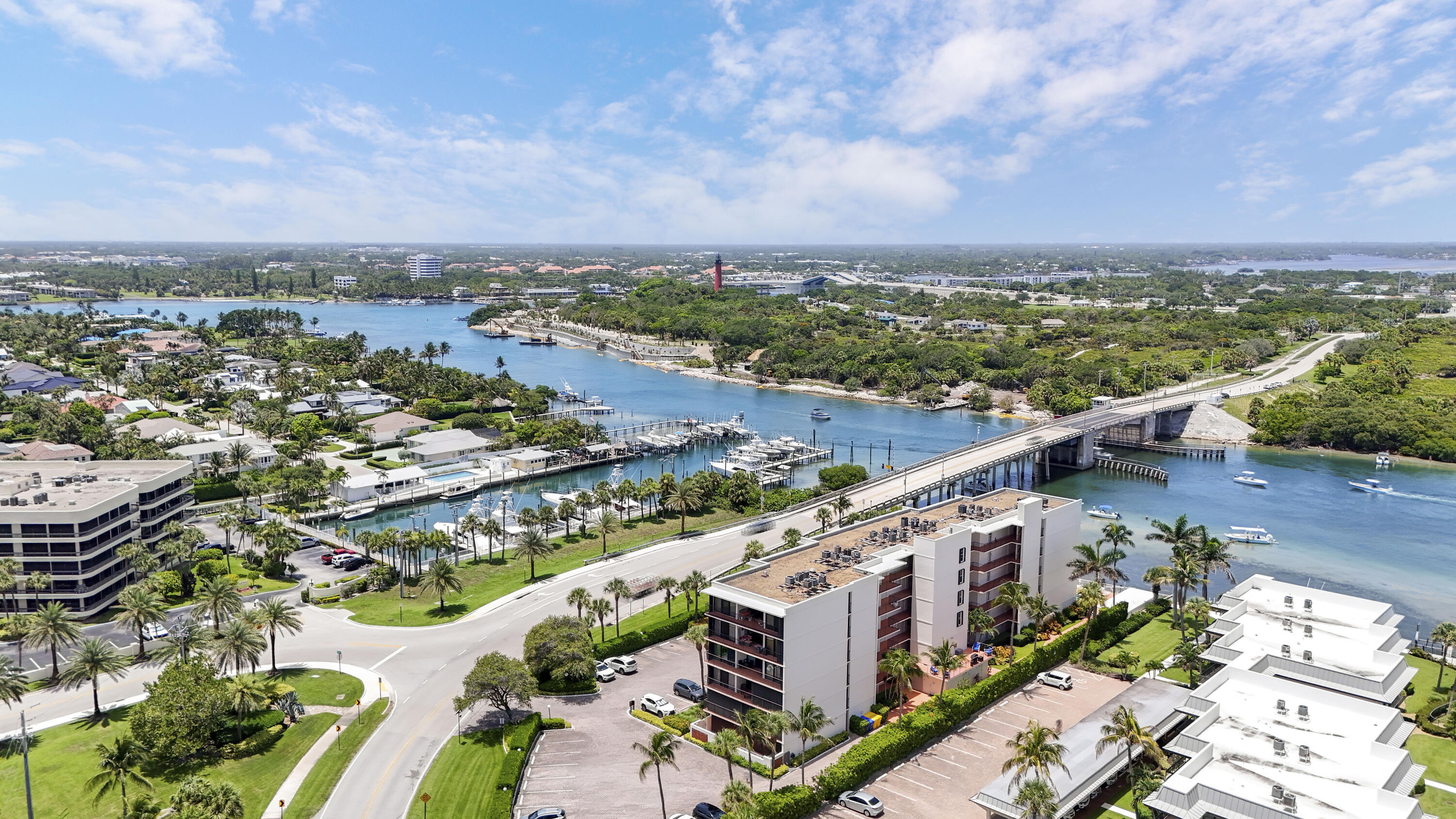 225 S Beach Road 605