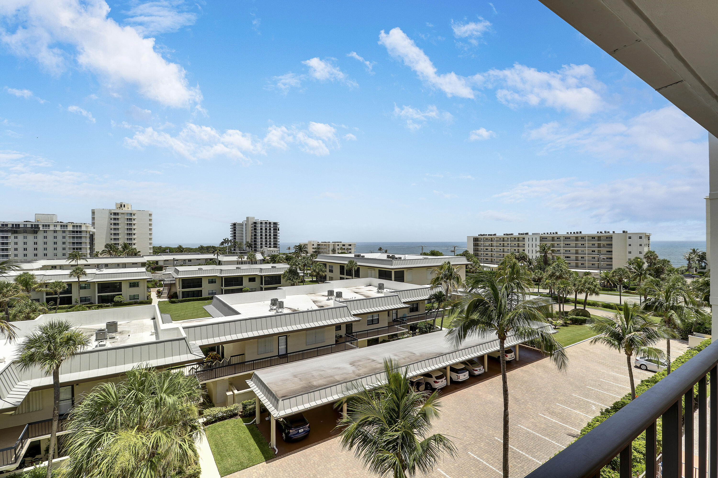 225 S Beach Road 605