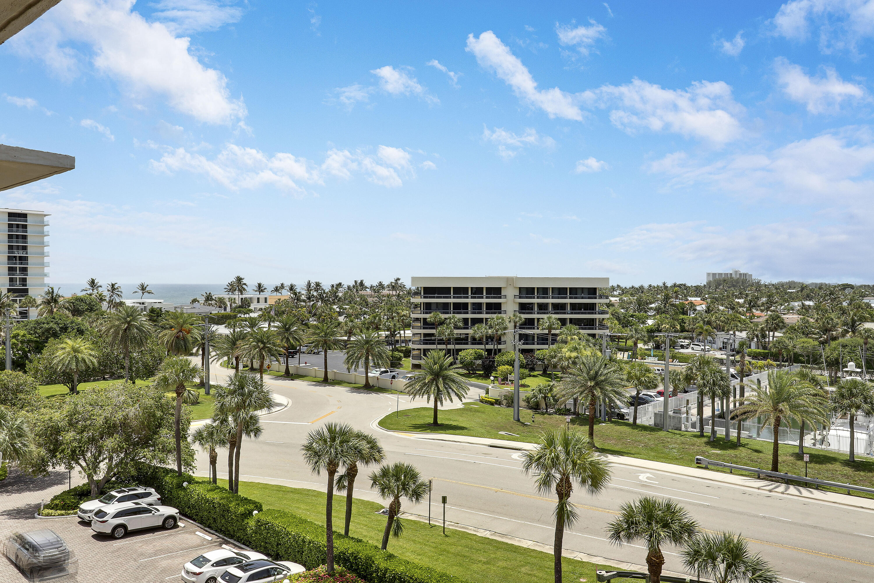 225 S Beach Road 605