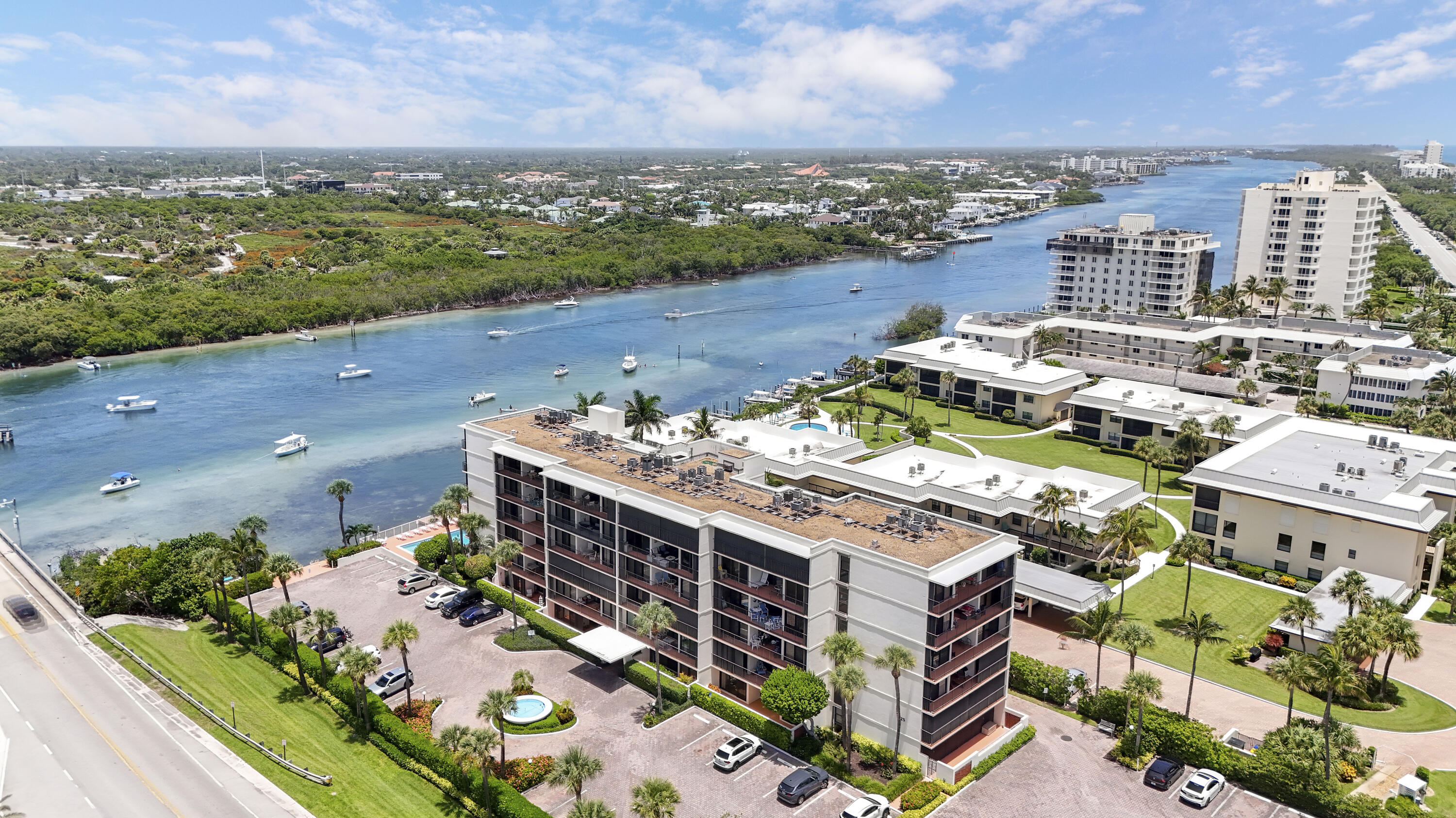 225 S Beach Road 605