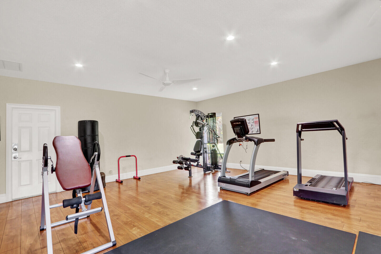 1648 Jupiter Cove Drive Unit: 214