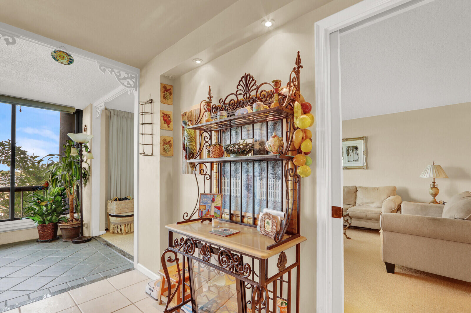 1648 Jupiter Cove Drive Unit: 214