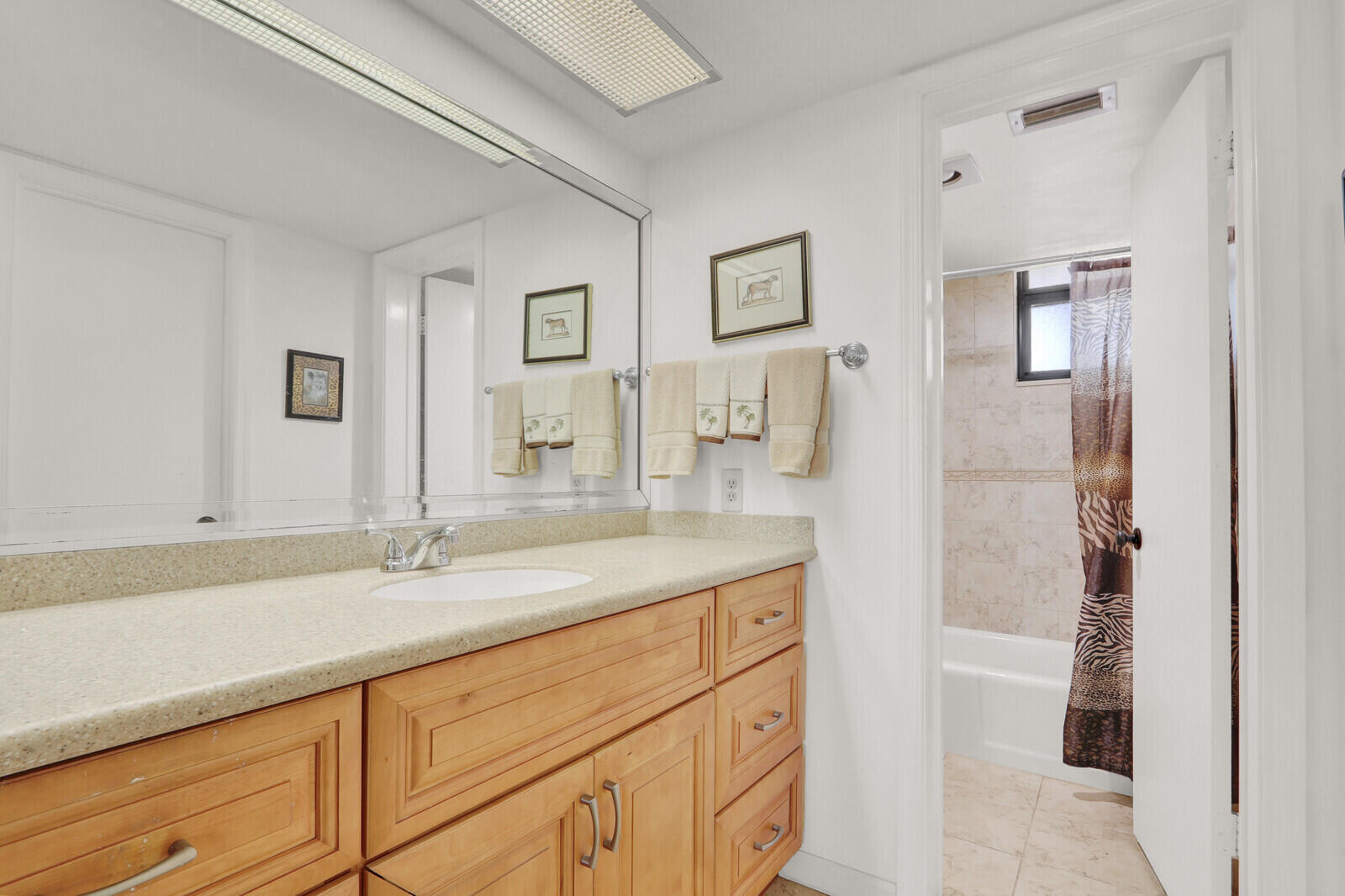 1648 Jupiter Cove Drive Unit: 214