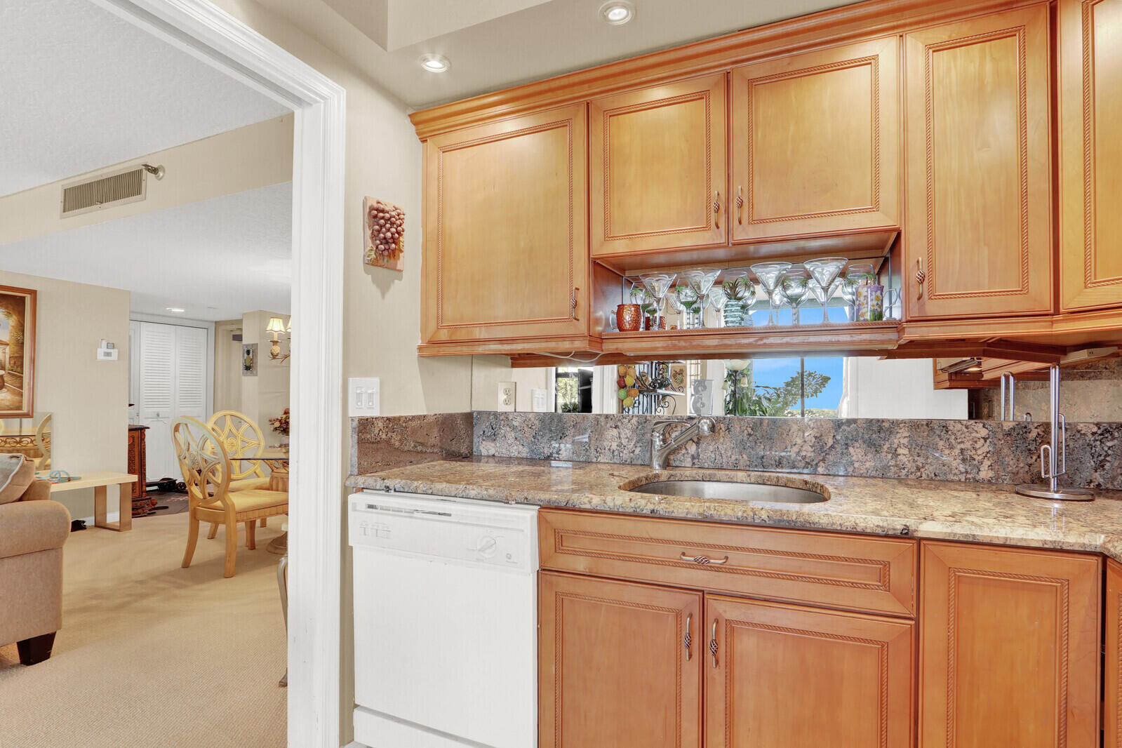 1648 Jupiter Cove Drive Unit: 214