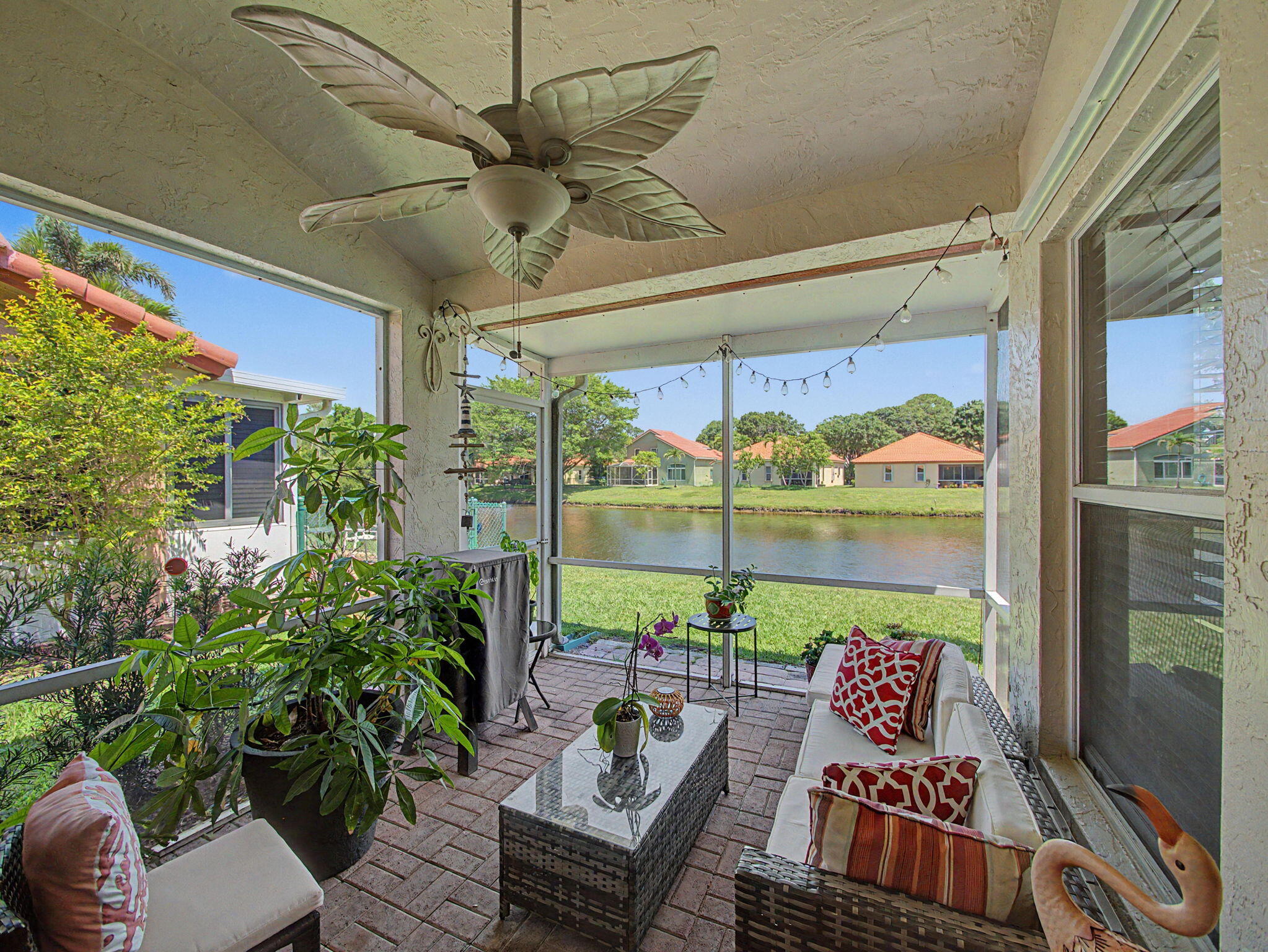1019 Via Jardin
