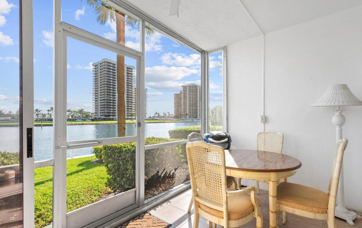 20 YACHT CLUB Drive 104
