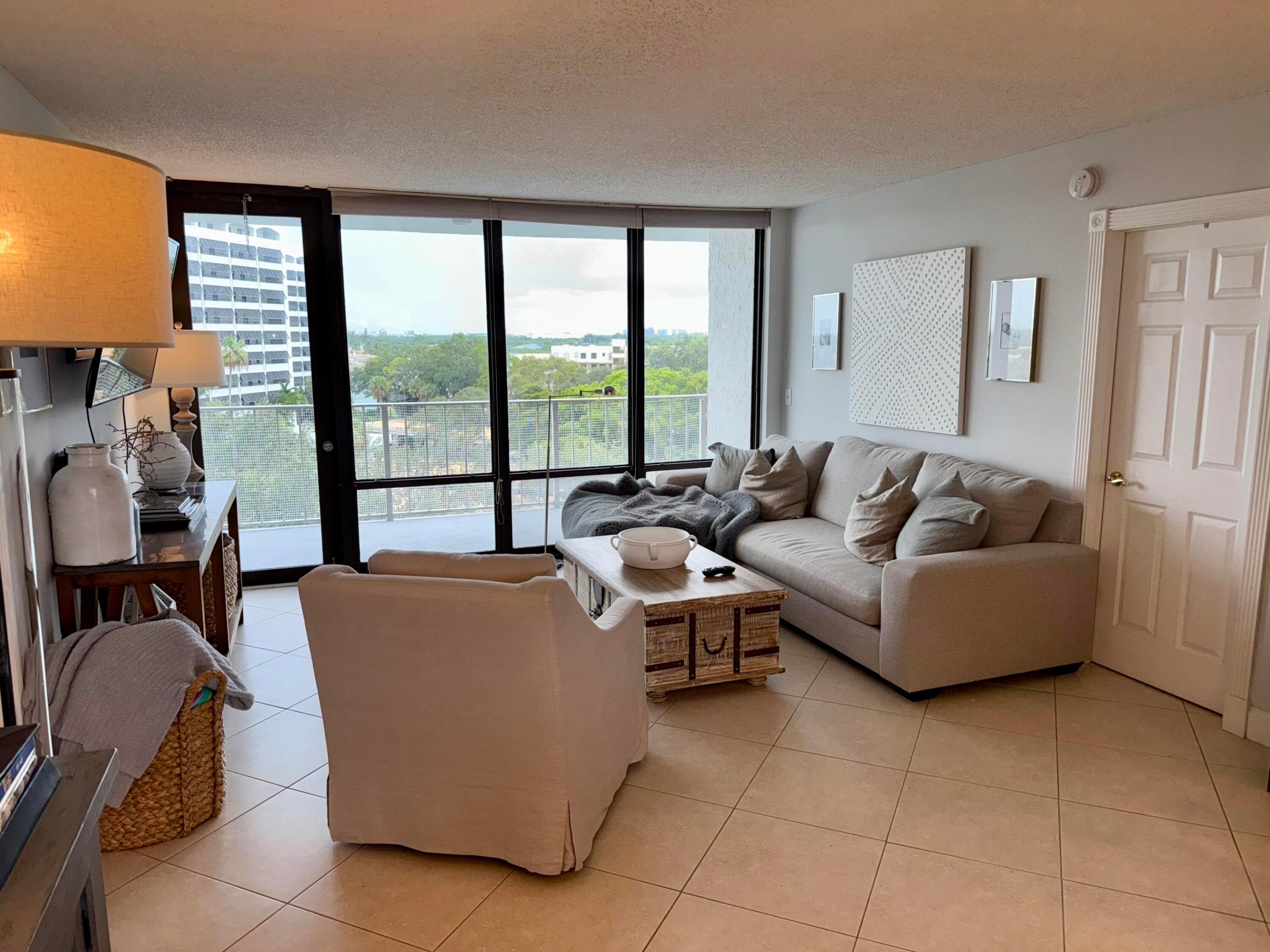 336 Golfview Road 718