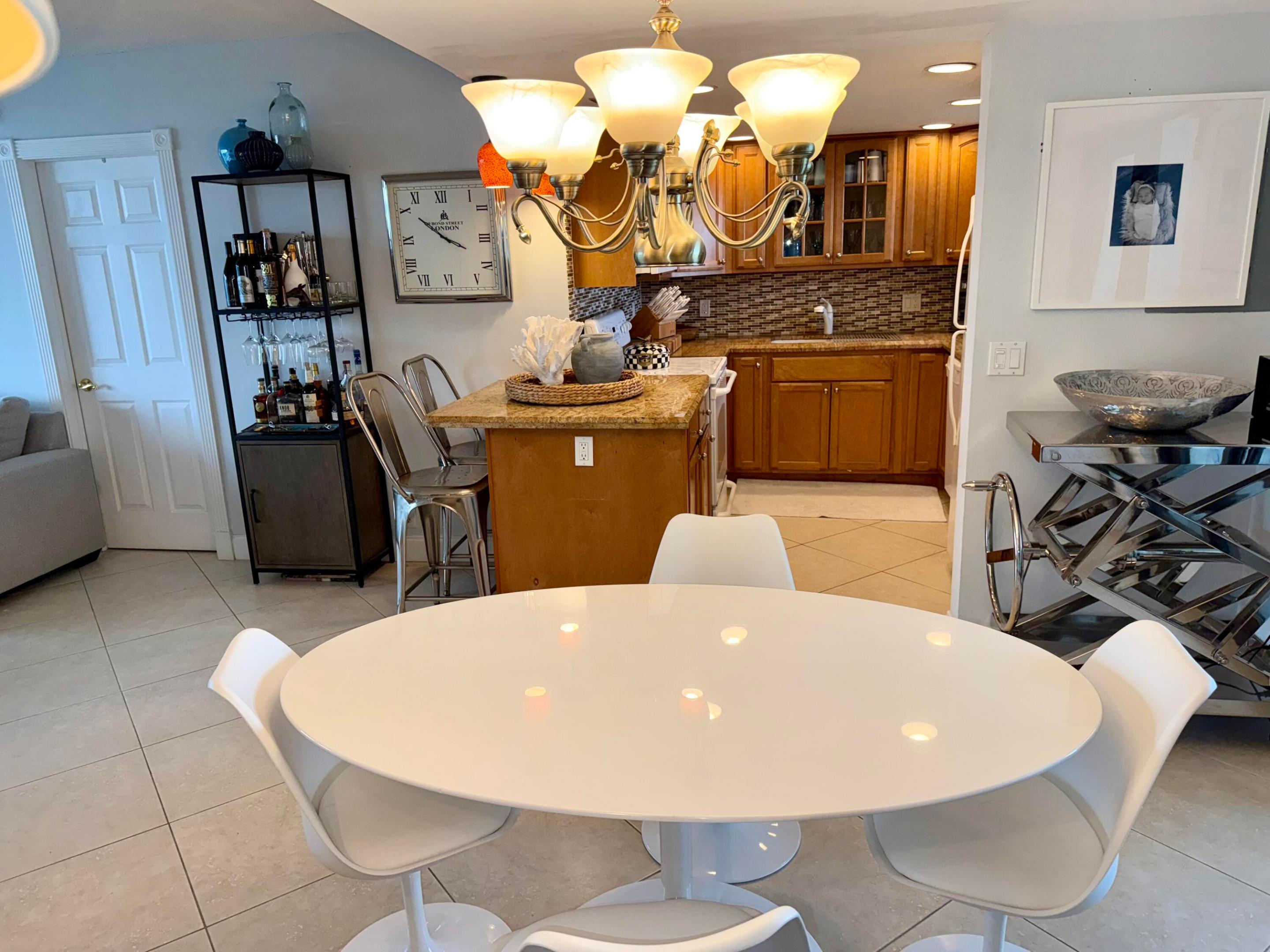 336 Golfview Road 718